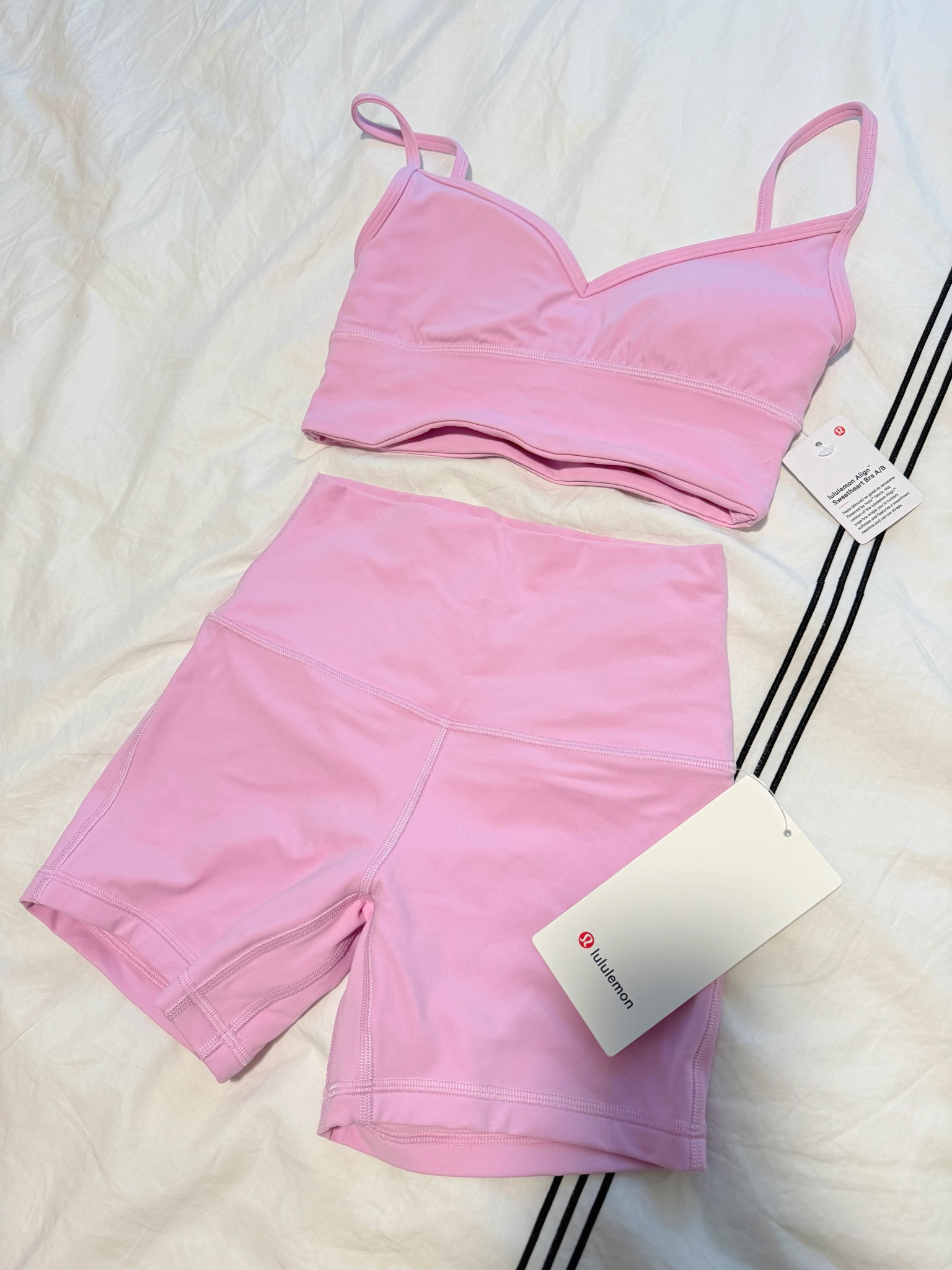 Lululemon ベロア セットアップ ピンク系 アジアンS Lululemon ベロア セットアップ ピンク系 アジアンS