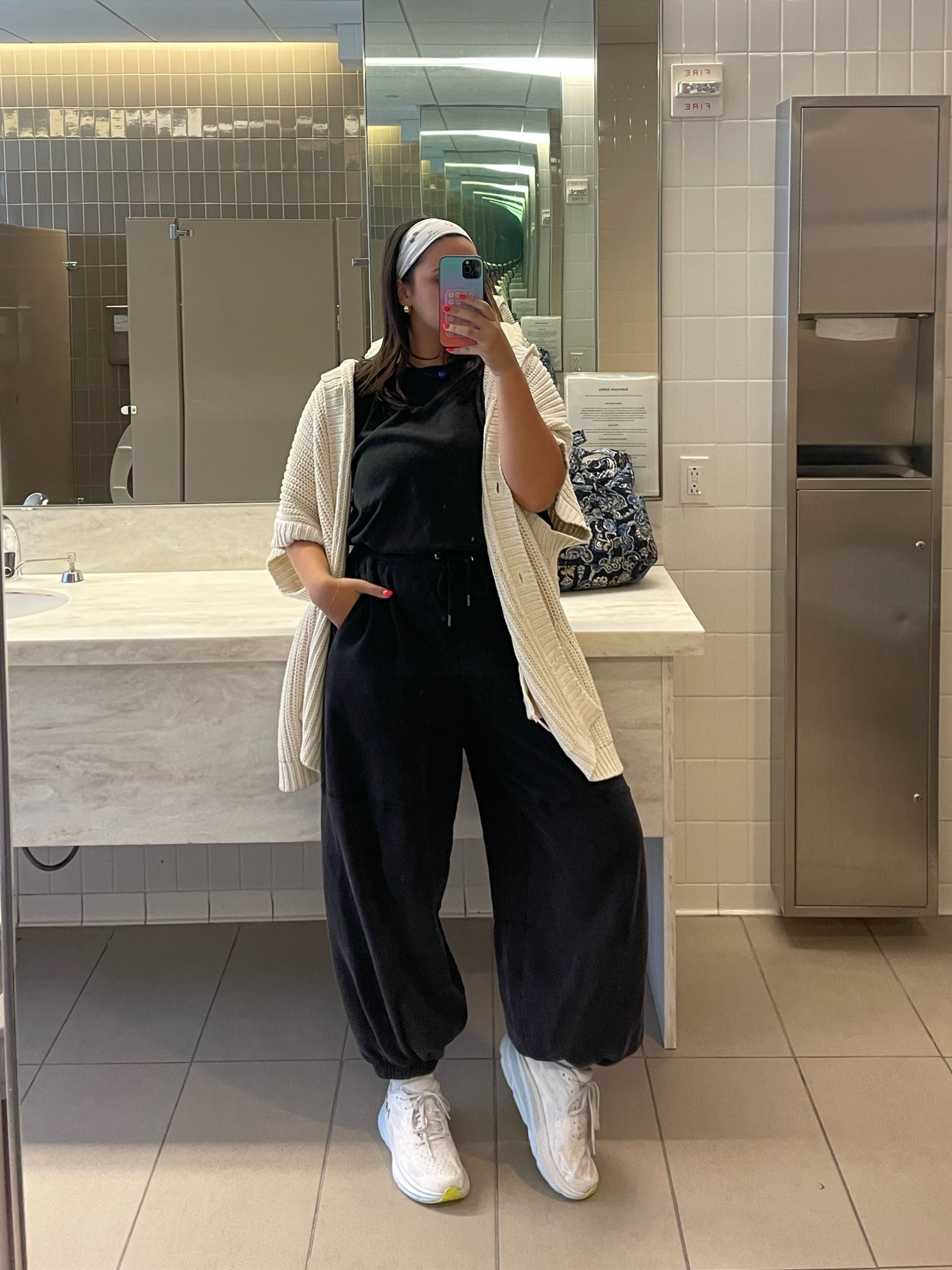 Shop full fit 

#LTKBacktoSchool #LTKstyletip #LTKSeasonal