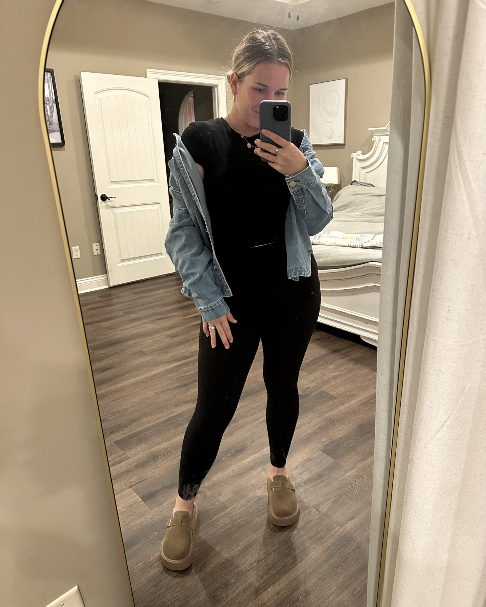 Jean jacket, viral jacket, Shacket, denim jacket, basics

Medium
Linked in my TTS

#LTKActive #LTKFindsUnder50 #LTKStyleTip