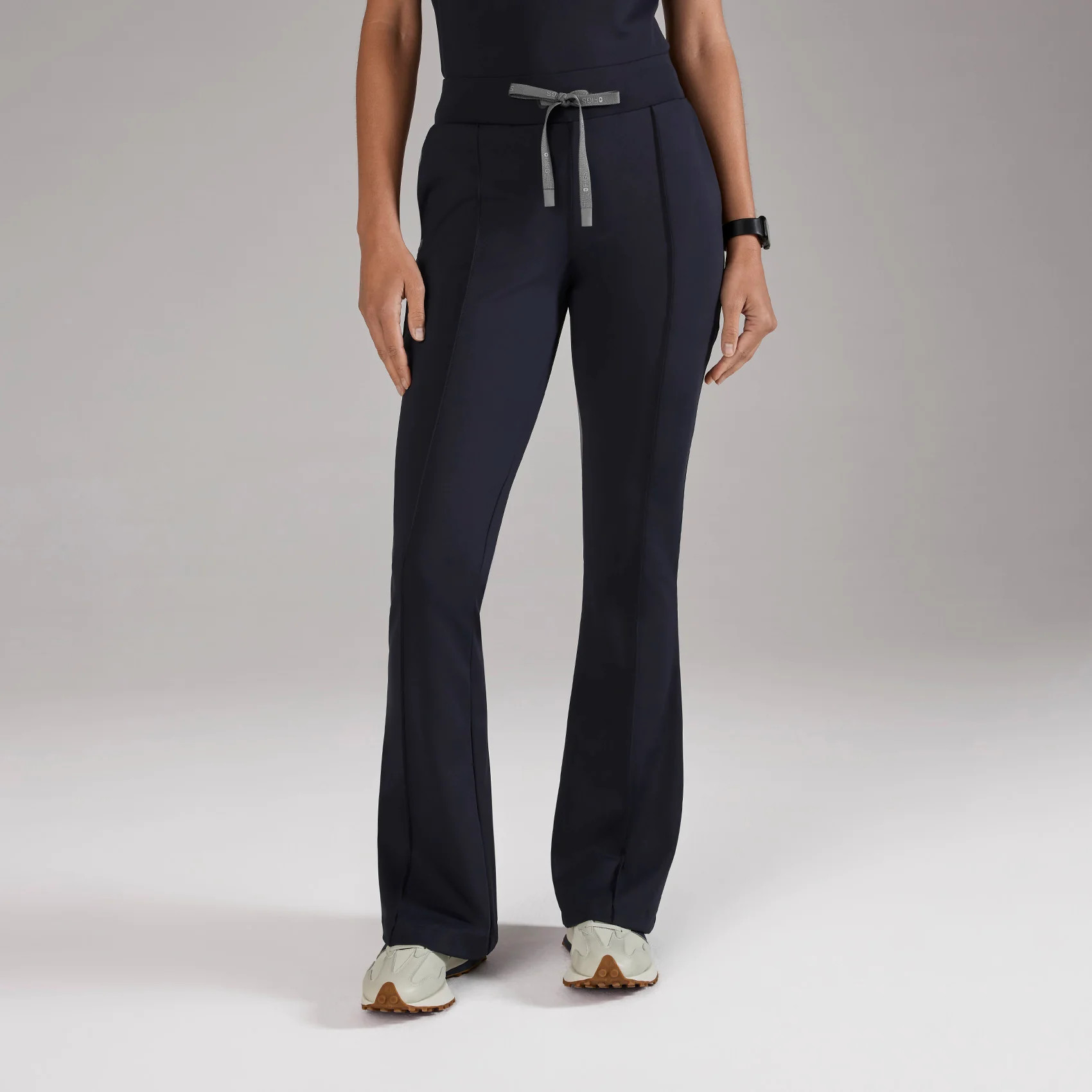 High Waisted Evanston FORMx Skinny Flare Scrub Pants™ | FIGS