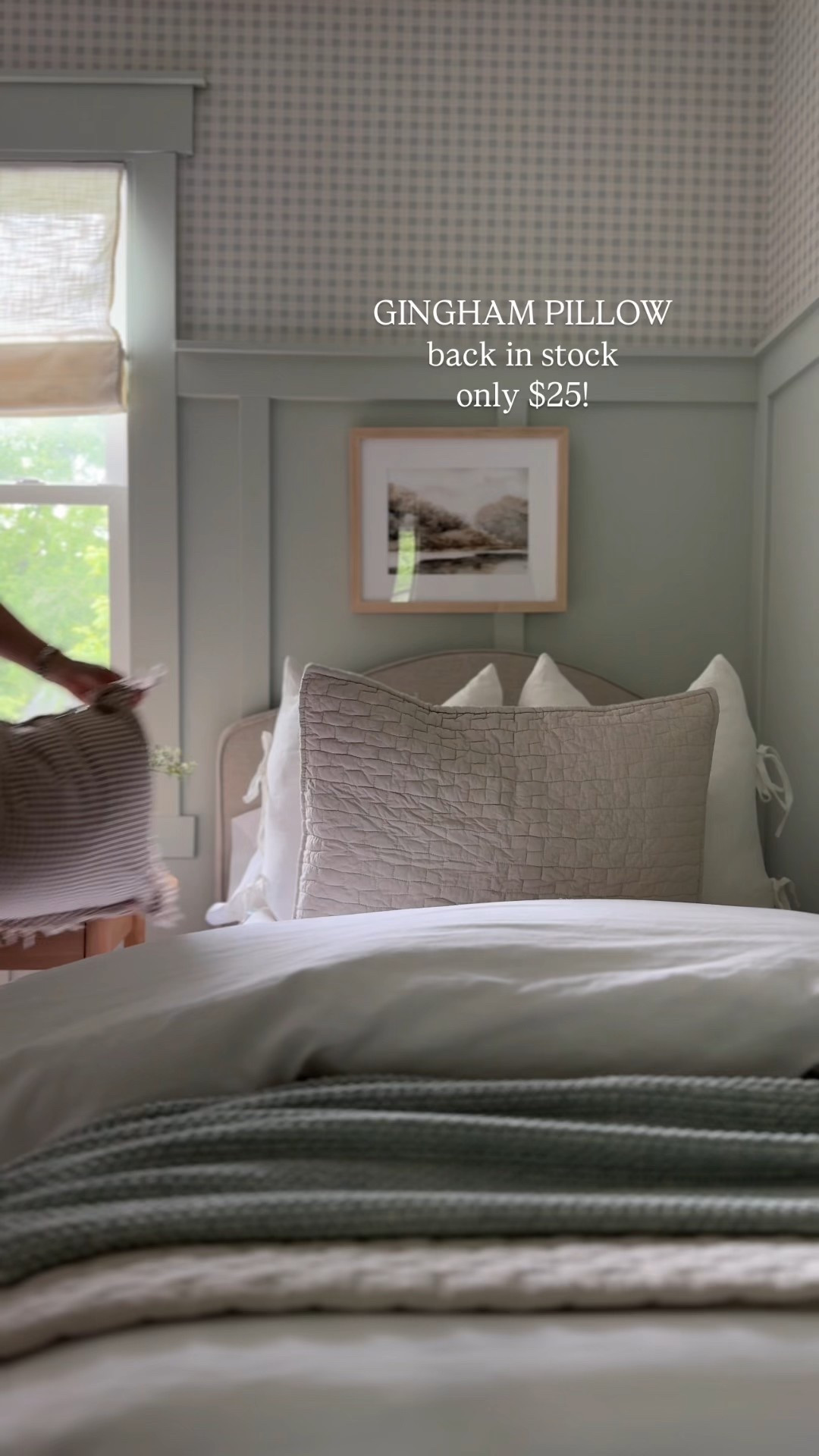 snag it bc it’s always selling out! love this pillow. it’s so comfy and the frayed edges are perfect 

#LTKSaleAlert #LTKGiftGuide #LTKHome