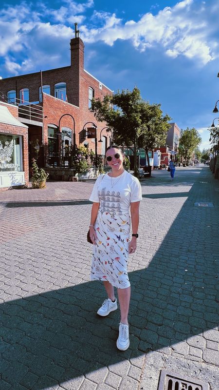 Exploring Bend. OR in the perfect midi skirt and sneakers for the changing weather

Fall outfit. MIDI skirt. Printed skirt. Casual midi. 

#LTKSeasonal #LTKstyletip #LTKtravel