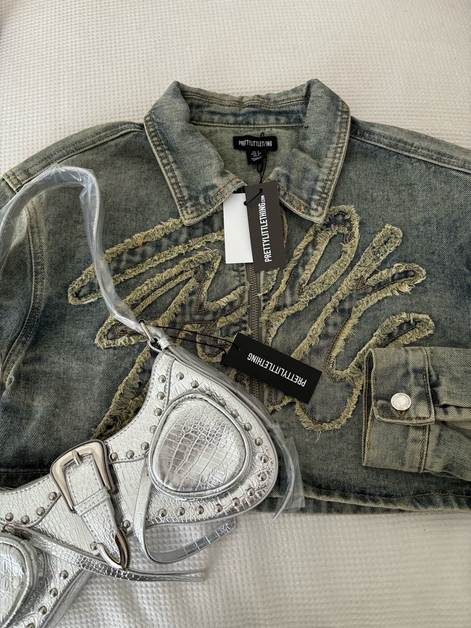 Such unique pieces 🔥 

#LTKFindsUnder100 #LTKBeauty #LTKItBag