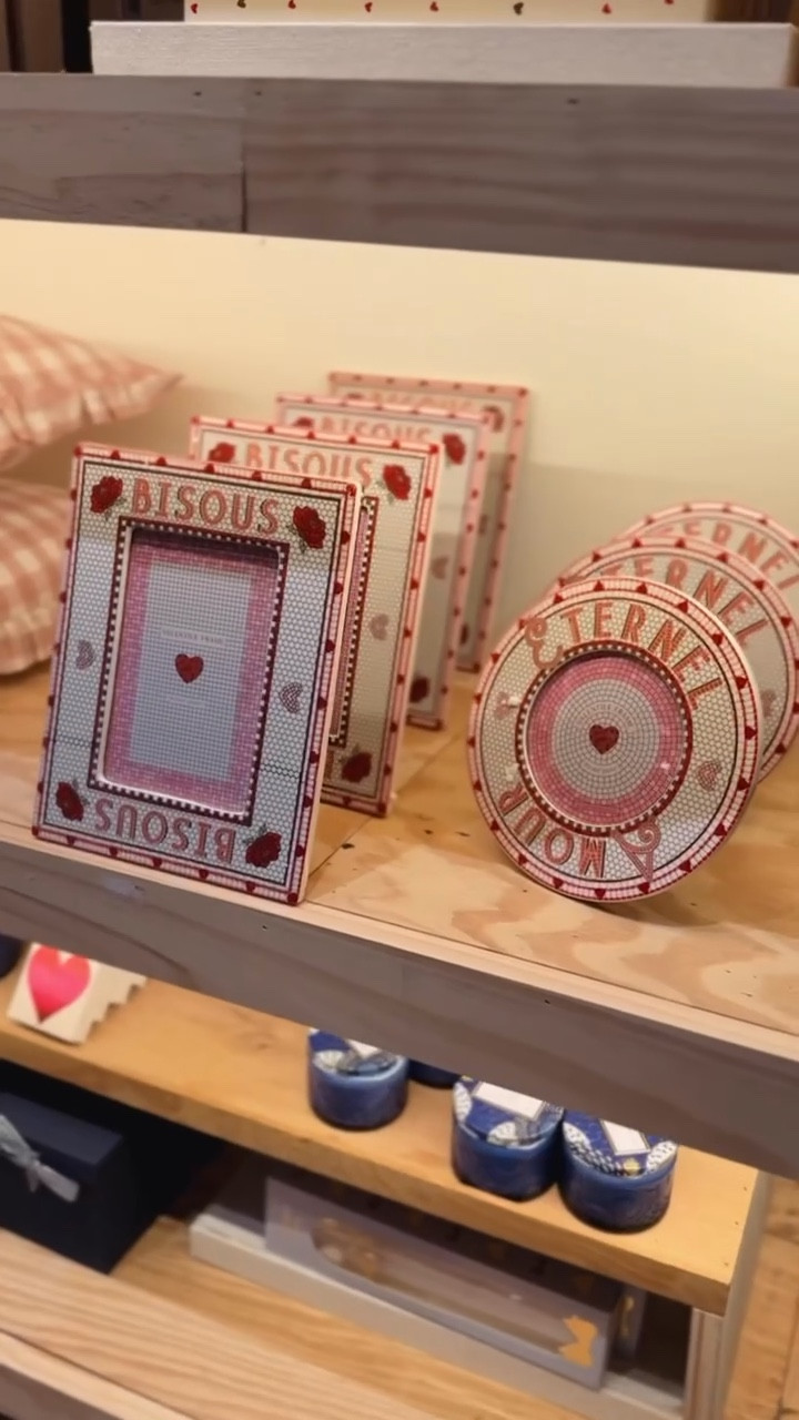 Valentine’s Day gifts
Valentine’s Day
Sweater dress
Bra


#LTKSeasonal #LTKValentine #LTKHome