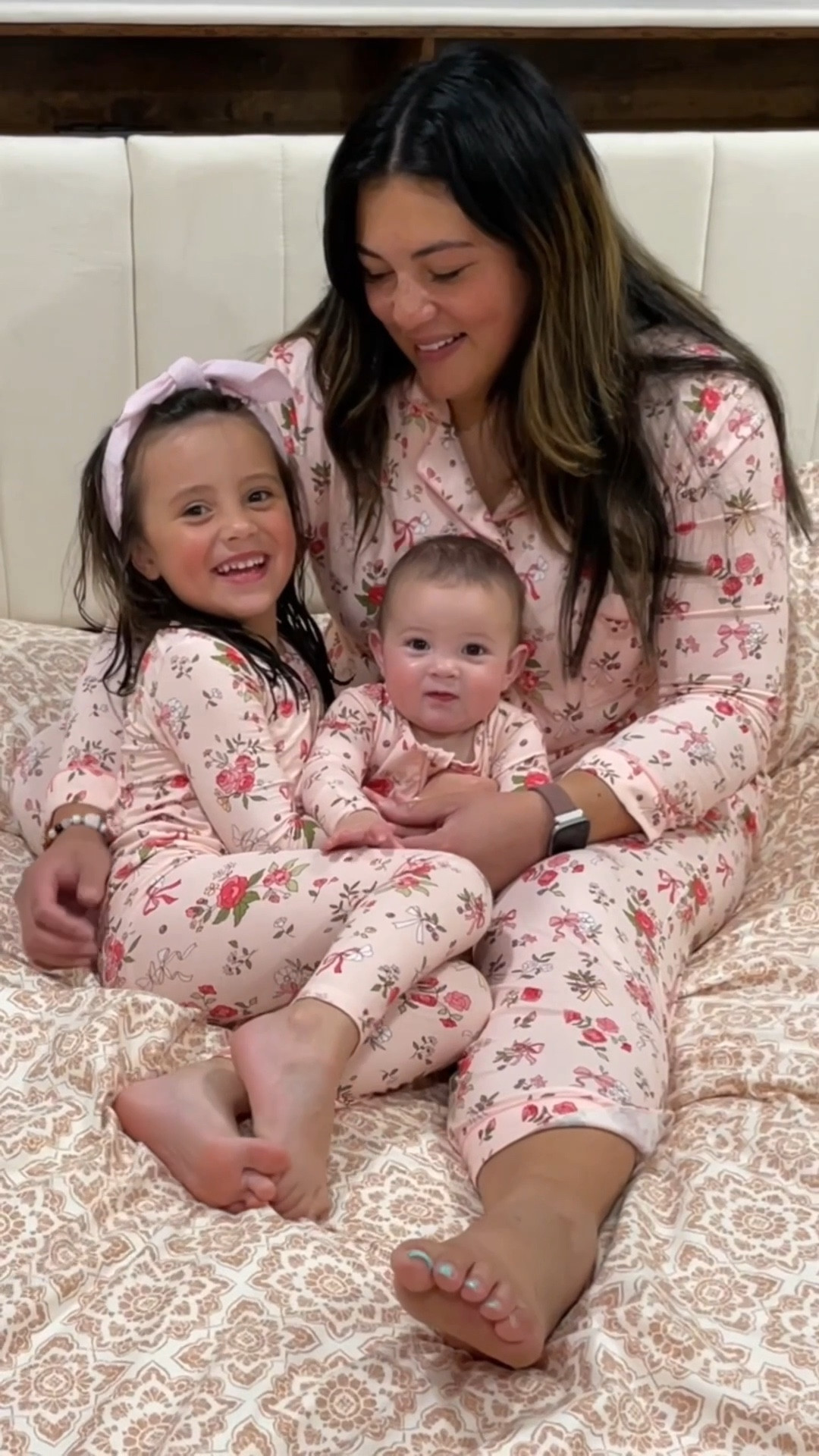 mommy & me bamboo pjs 💞

#LTKFamily #LTKGiftGuide