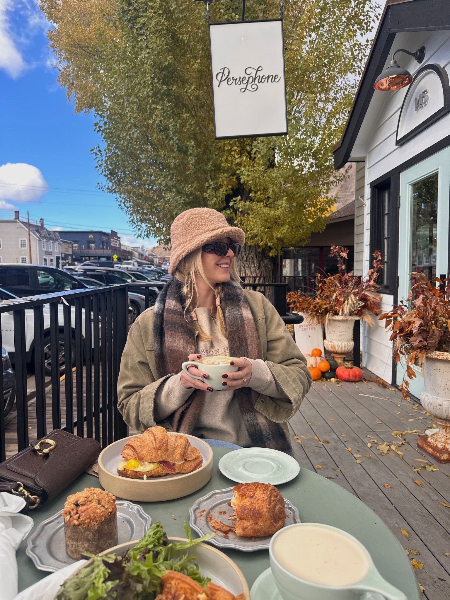 One of my favorite looks from Jackson hole!! Cozy coffee run with the best breakfast sandwich & pastries #LTKJacksonHole #LTKCoffeeRun

#LTKFindsUnder50 #LTKHoliday #LTKGiftGuide