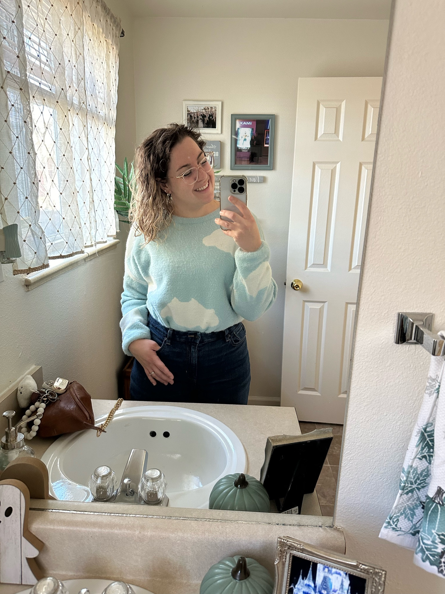 Midsize 1989 (Taylor’s Version) release day outfit 

#LTKstyletip #LTKfindsunder50 #LTKmidsize