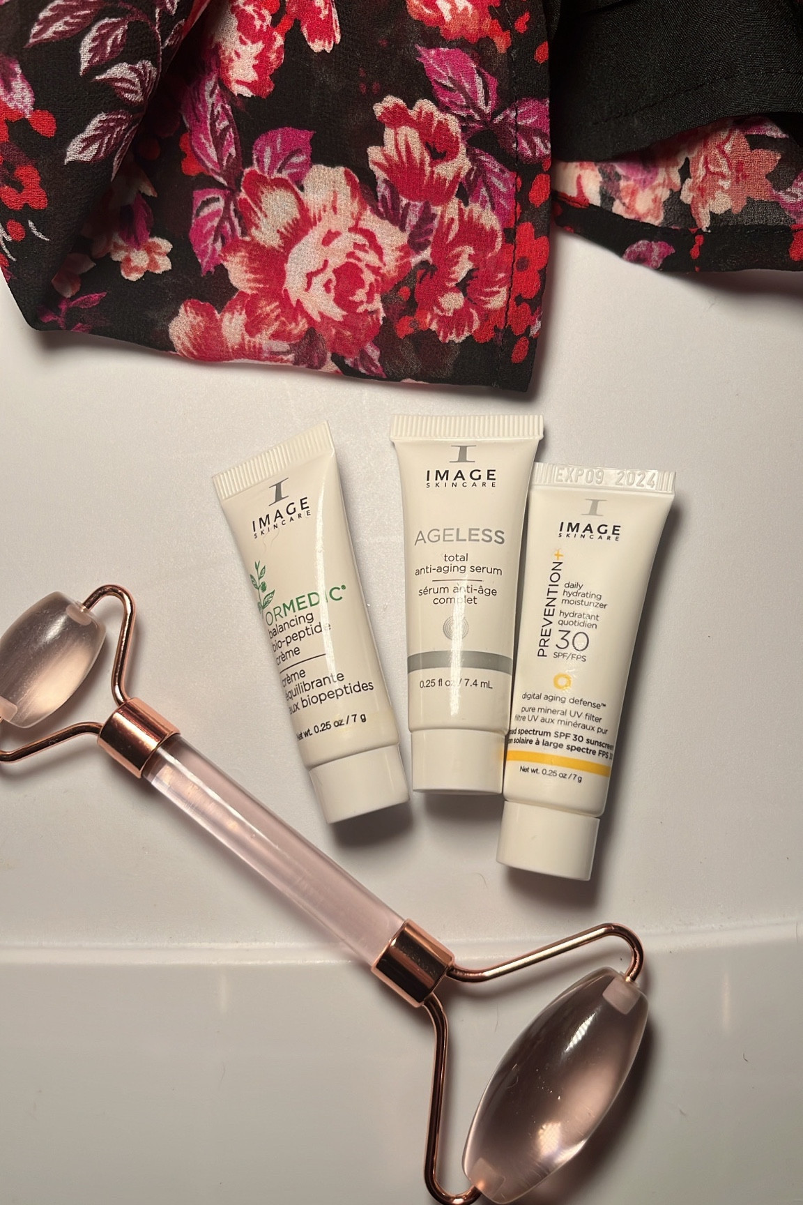 My fave face roller!!🤣

#LTKMostLoved #LTKstyletip #LTKbeauty