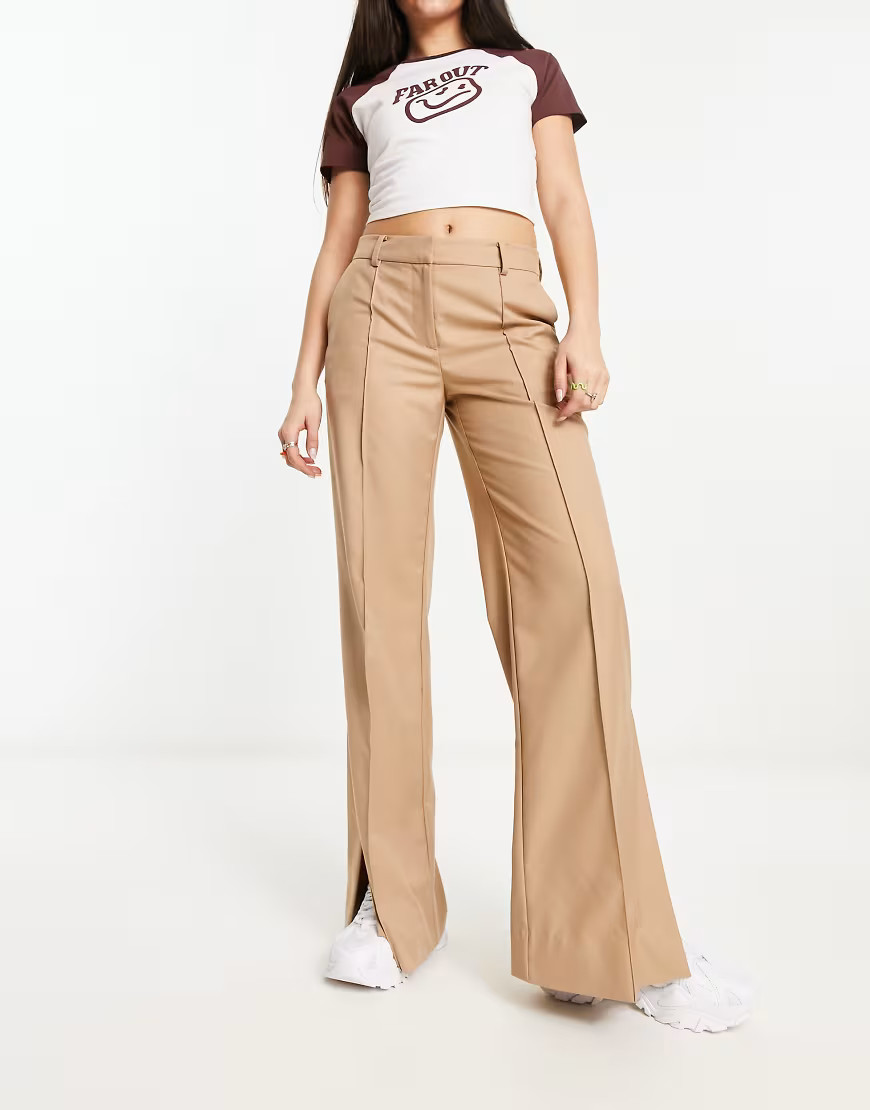Weekday Kylie flared trousers in beige-Neutral | ASOS (Global)