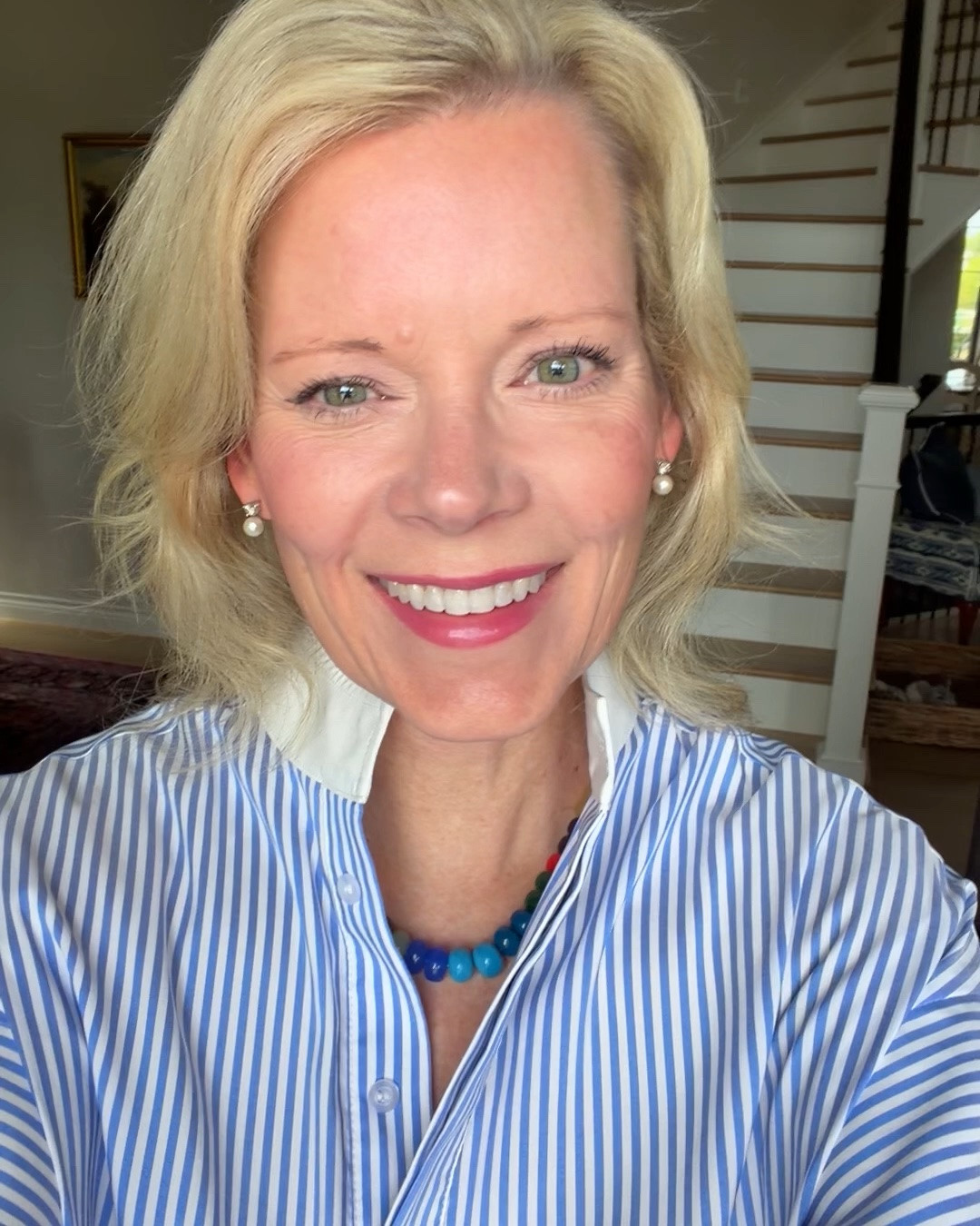 Happy Friday!!!  I love this fun new necklace from @ALLIE+BESS     It’s adjustable and the colors make me happy. Use code JULIE20 for 20% off. I’m wearing one of my favorite shirts from @Tuckernuck that I’ve had for 3 years. It still looks good as new💙. I’m in between a XS and S and sized down in the top.
