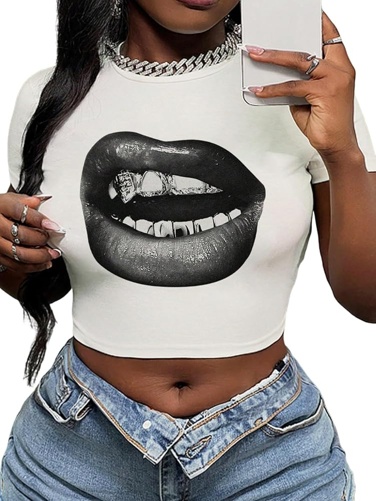 WDIRARA Women's Graphic Lip Print Crop Tee Shirt Round Neck Short Sleeve T-Shirt Slim Fit Top | Amazon (US)