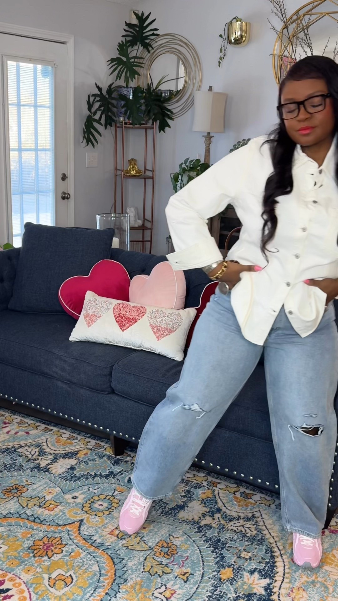 I’ve found the perfect pairs of jeans at @gap all the details I was looking for! Find your perfect pair during their jeans event now through 2/9! Get up to 40% off and an extra 15% with code TIFFANY15 #gappartner
