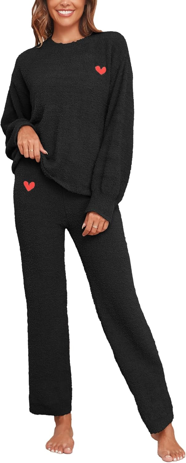 Famulily Womens Cozy Warm Fuzzy Fleece Pjs Sets Cute Heart Embroidery 2 Piece Pajamas Top and Pan... | Amazon (US)