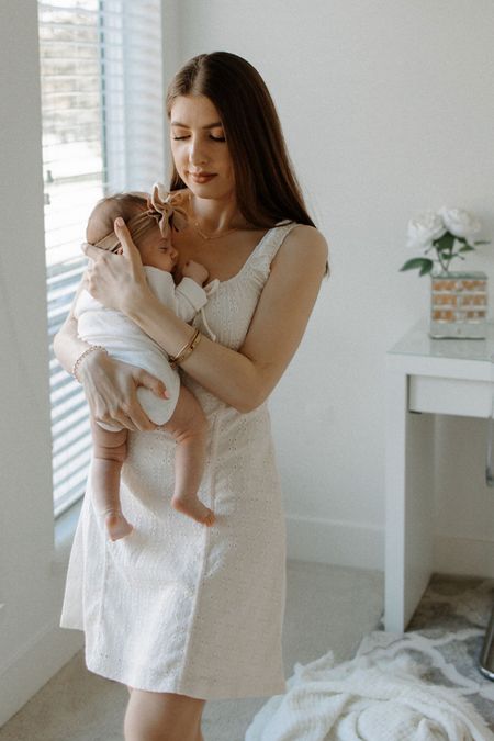 Mommy & Me outfits 

Newborn outfits, newborn photos, mother daughter outfit, spring dress, summer dress, eyelet dress, white dress, vacation dress, baby girl outfit, neutral outfit, H&M, H&M kids, H&M baby, maternity outfit, postpartum outfit 



#LTKbump #LTKfamily #LTKbaby
