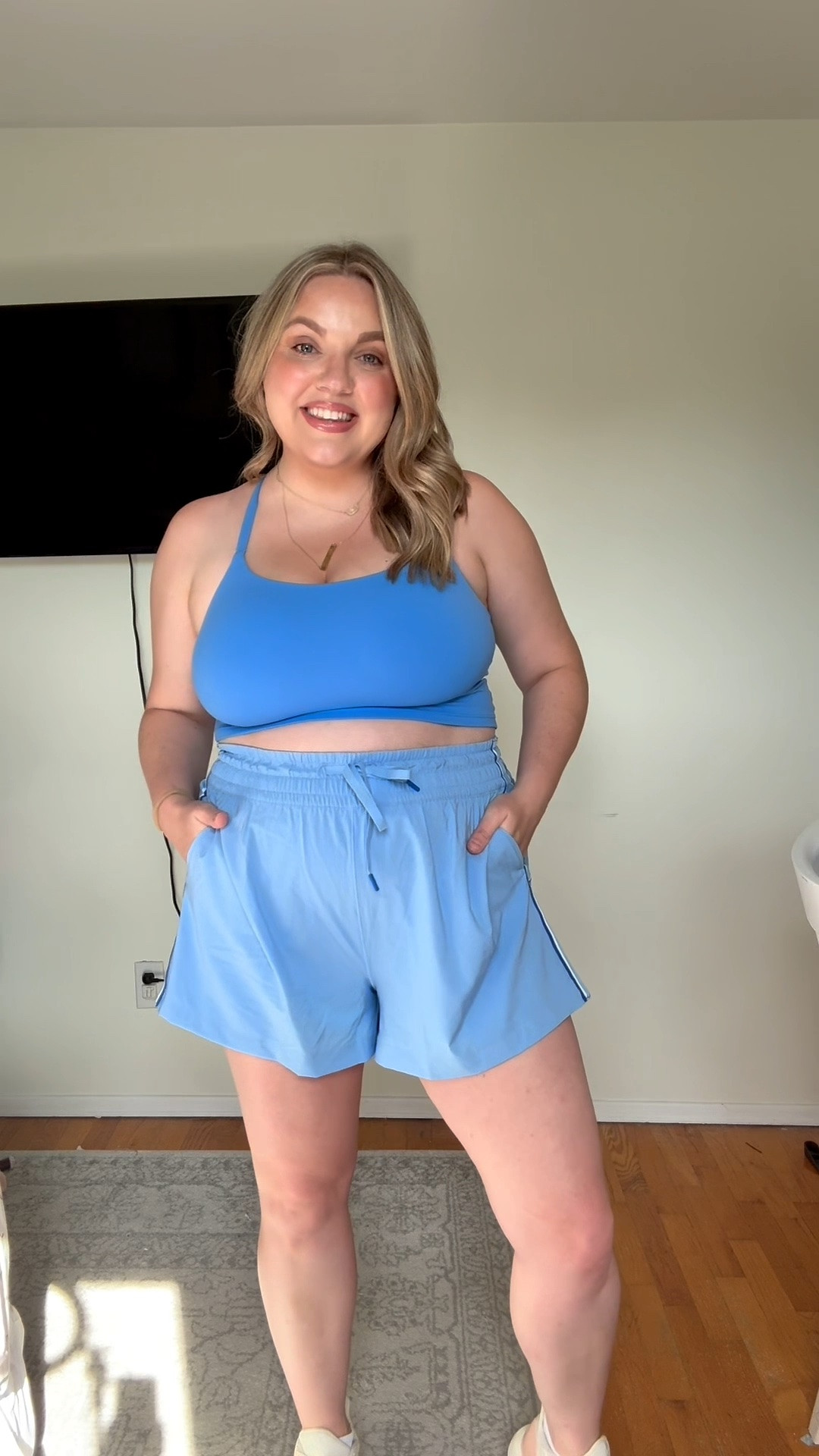 It’s been a minute since I’ve done an @Aerie try-on! And I’ll admit I feel a little rusty. But their new fall transition pieces are too good not to share.

#LTKSaleAlert #LTKSeasonal #LTKMidsize