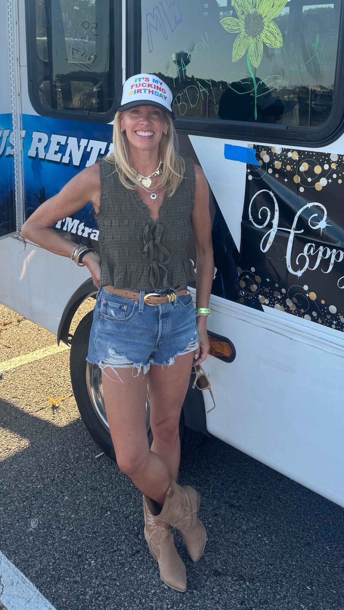 Country concert style
The best denim shorts!!! Wearing size 26

#LTKStyleTip #LTKOver40 #LTKFindsUnder50