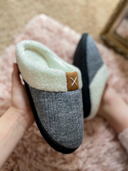 Cute amazon slippers! Love these for winter!


#LTKunder50 #LTKSeasonal #LTKshoecrush