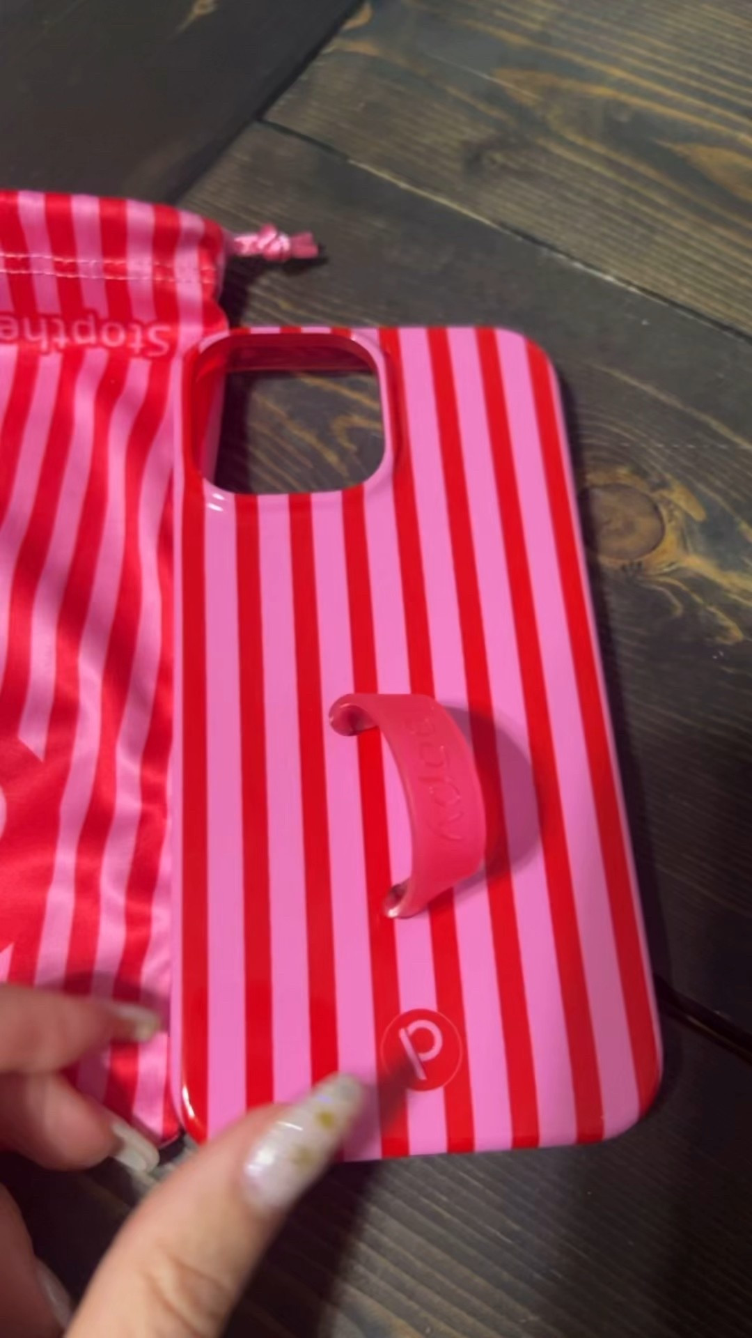 
Is this not the perfect Valentine’s Day case?! 😍😍 Use code “aliciabice” for a discount. 

Phone case, loopy case, pink phone case, Valentine’s Day, Valentine’s Day phone case, pink case, iPhone case, does it come in pink blog, Alicia Bice 

#LTKFindsUnder50 #LTKSeasonal #LTKTravel