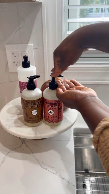 #ad Weekend kitchen tidy up with me 🧼One of the thing that helps me get into the fall mood is how my home smells and I wanted to bring the fall scents into my cleaning supplies and hand soap, so I stopped by @Target to pick up @mrsmeyerscleanday’s Limited Edition Fall scents and my favorite is Fall Leaves, which is exclusively available at Target!  It definitely adds to the fall vibe and how my home smells. I like that Mrs. Meyer’s products are made with essential oils and other thoughtfully chosen ingredients 🙌🏾. #MrsMeyers #MrsMeyersPartner #Target#targetpartner #ltkhome #ltkfamily 


#LTKHoliday #LTKSeasonal #LTKhome