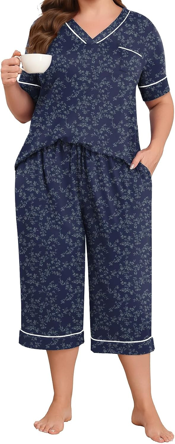 Lastshe Plus Size Womens Pajama Set 2 Piece V Neck Short Sleeve Capri Pants Loungewear Pjs Lounge Set Knit Soft with Pockets | Amazon (US)