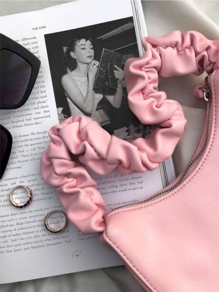 Square glasses and all the girly things 

#LTKitbag #LTKFind #LTKunder50