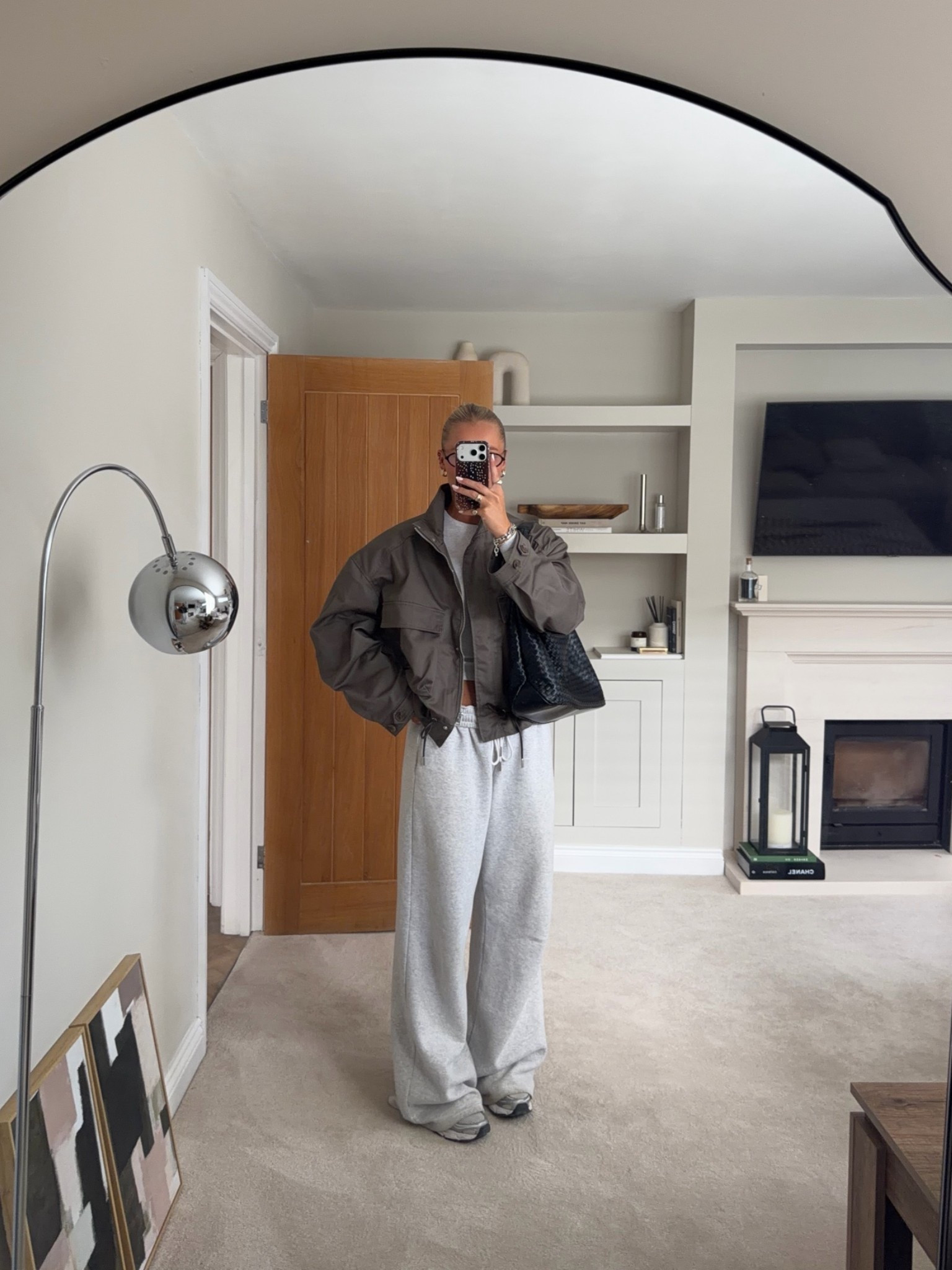 comfy autumn outfit & these joggers are in the sale🍂 AFXLTK for extra 15% off

#LTKautumn #LTKeurope #LTKstyletip