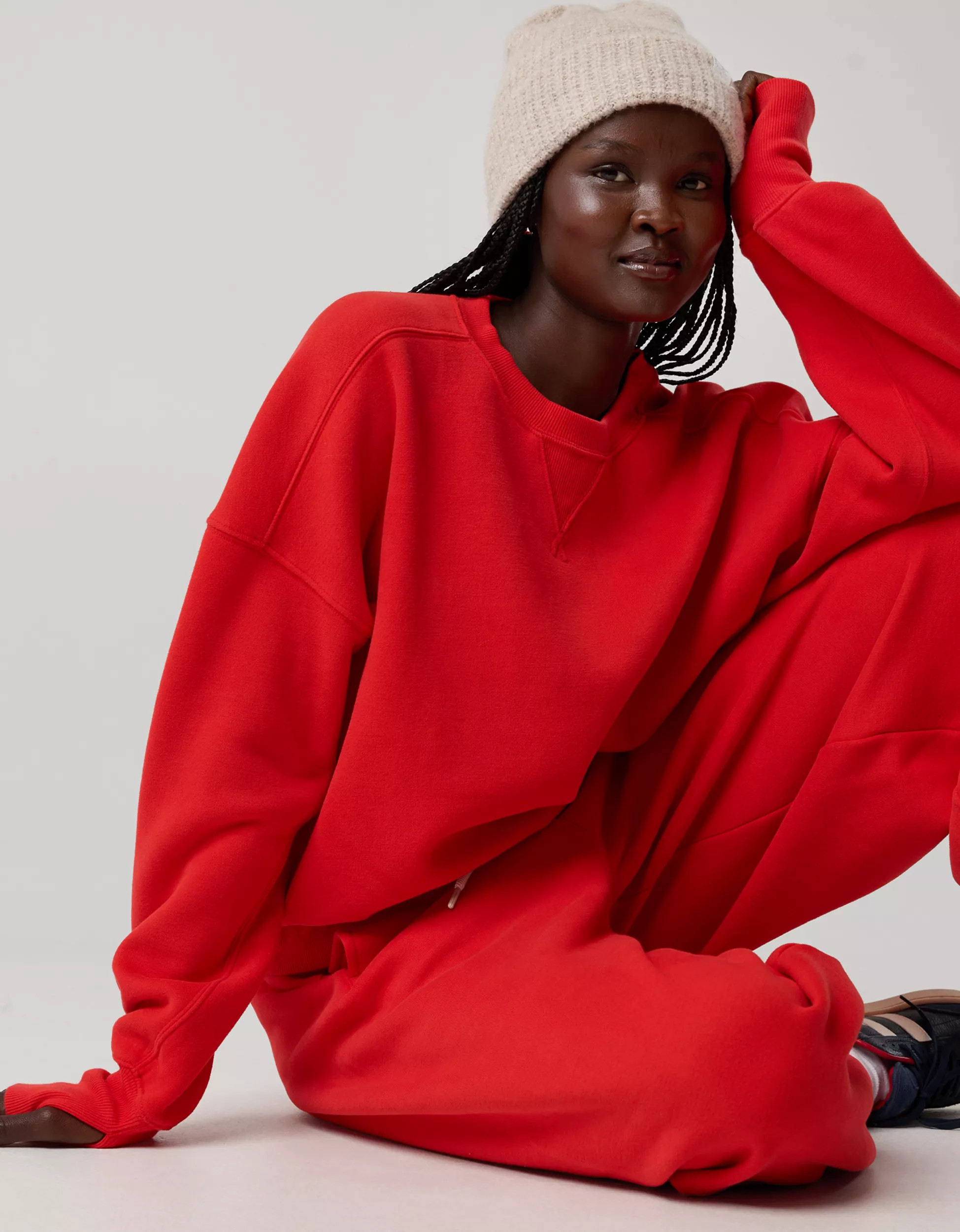 OFFLINE By Aerie Cloud Fleece Classic Crewneck | American Eagle Outfitters (US & CA)