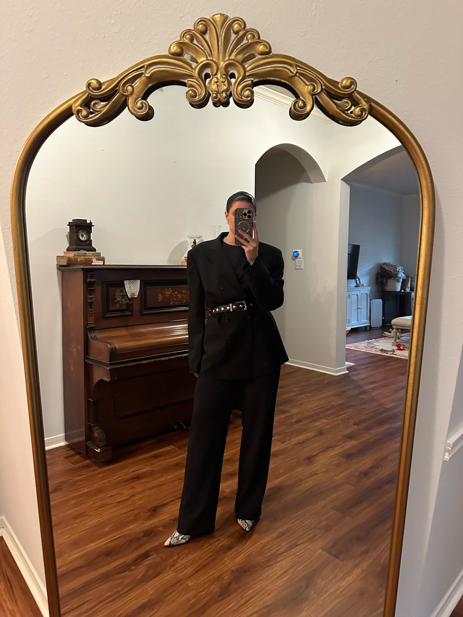 New fave black trousers!! Perfect length. Pairs well with flats and heels. 
TTS. 


#LTKSeasonal #LTKsalealert #LTKstyletip