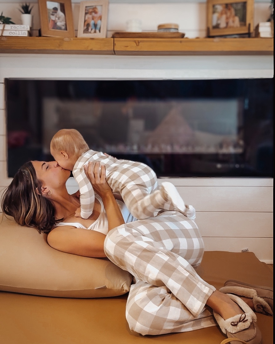 These neutral Jammie’s are A MUST this season. Great for fall Jammie’s and Xmas Jammie’s. I love the neutral shades and it comes in matching pairs for the whole fam 🤍 

I’m wearing a small tall in the pj bottoms and the girls Jammie’s fits TTS and have grippys on the feet! 



#LTKKids #LTKFamily #LTKSeasonal