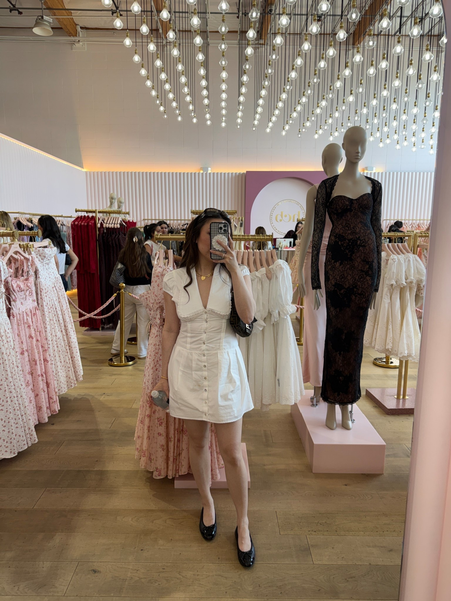 wearing size 6 in the dress!
