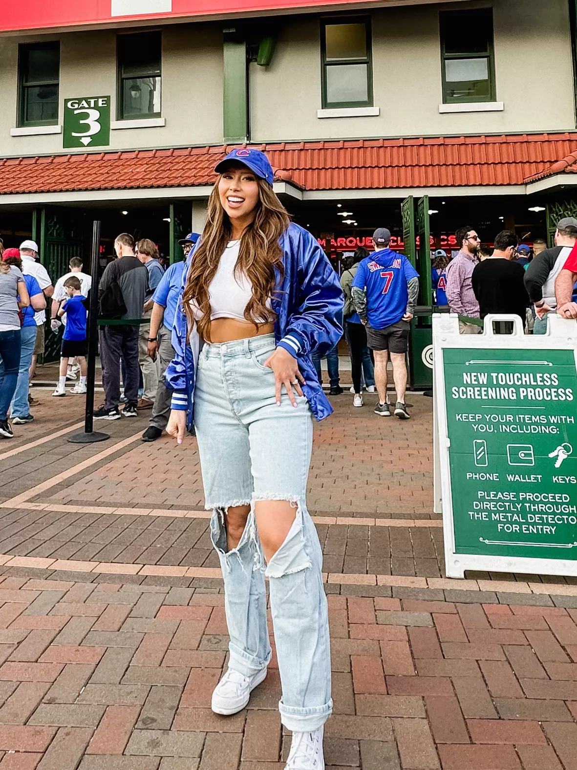 Baseball Game Outfit  Baseball outfit, Baseball game outfits, Gameday  outfit