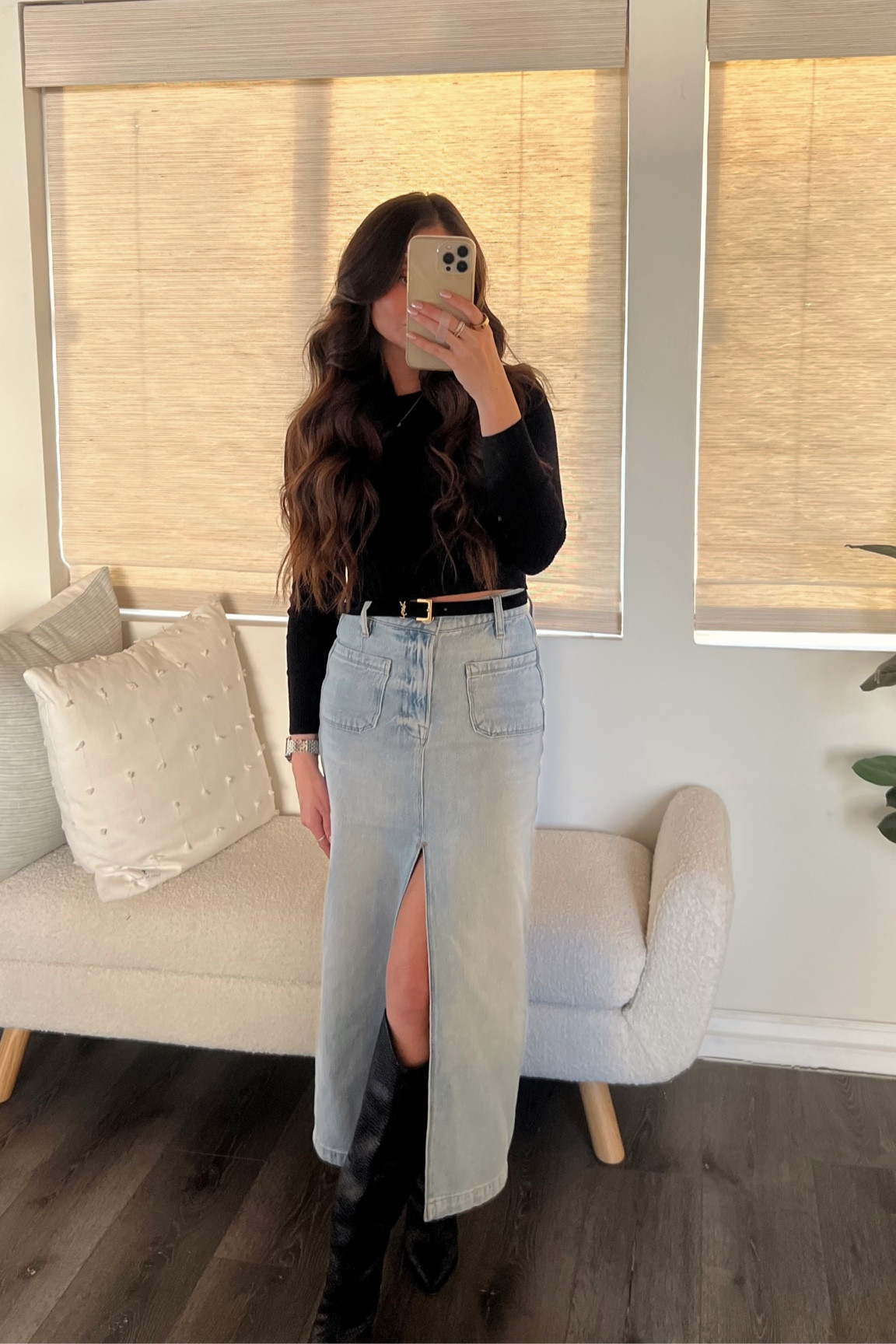 Denim midi skirt (23), black long sleeve crop top (xs/s), black knee high boots, ysl belt 

Denim midi skirt outfits, light denim midi skirt, denim midi skirts

#LTKFestival #LTKstyletip #LTKSeasonal