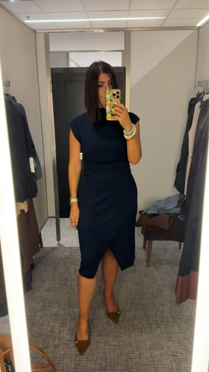 Nordstrom sale finds, In an 8/m top and bottoms, 29 jeans in all but Levi’s (30) 

Workwear, midsize fall outfits , nsale, easy outfit, what to wear, fall midsize outfit, ootd, midsize fall, causal, workwear, office attire, fitted maxi dress, work dress, midsize dresss