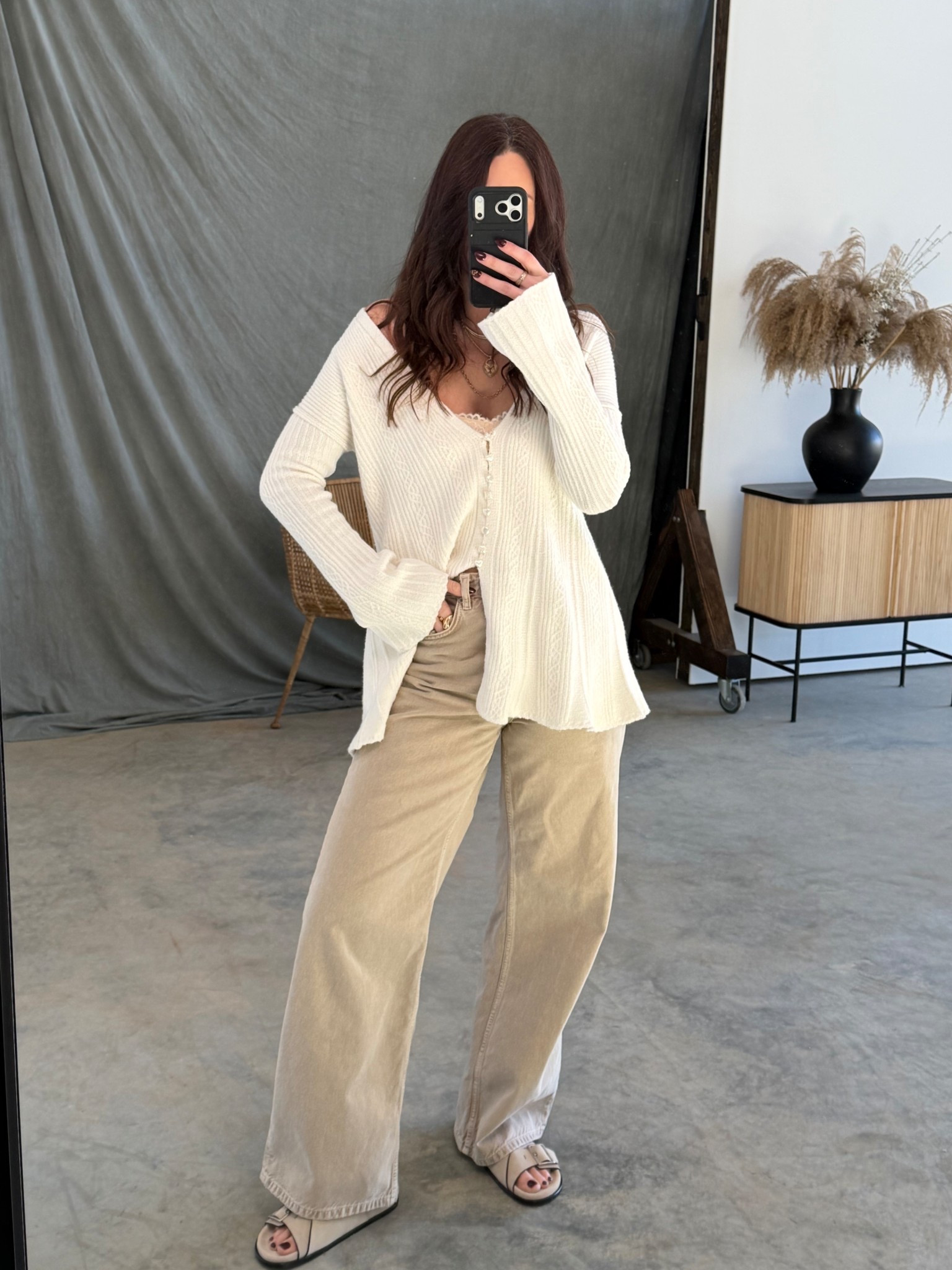 Wearing the small cardigan and 27” denim. You’ll need to pair the sweater with a lace tank or bralette like I did. The jeans are so nice! I also have them in a medium denim wash 

#LTKootd #LTKSeasonal