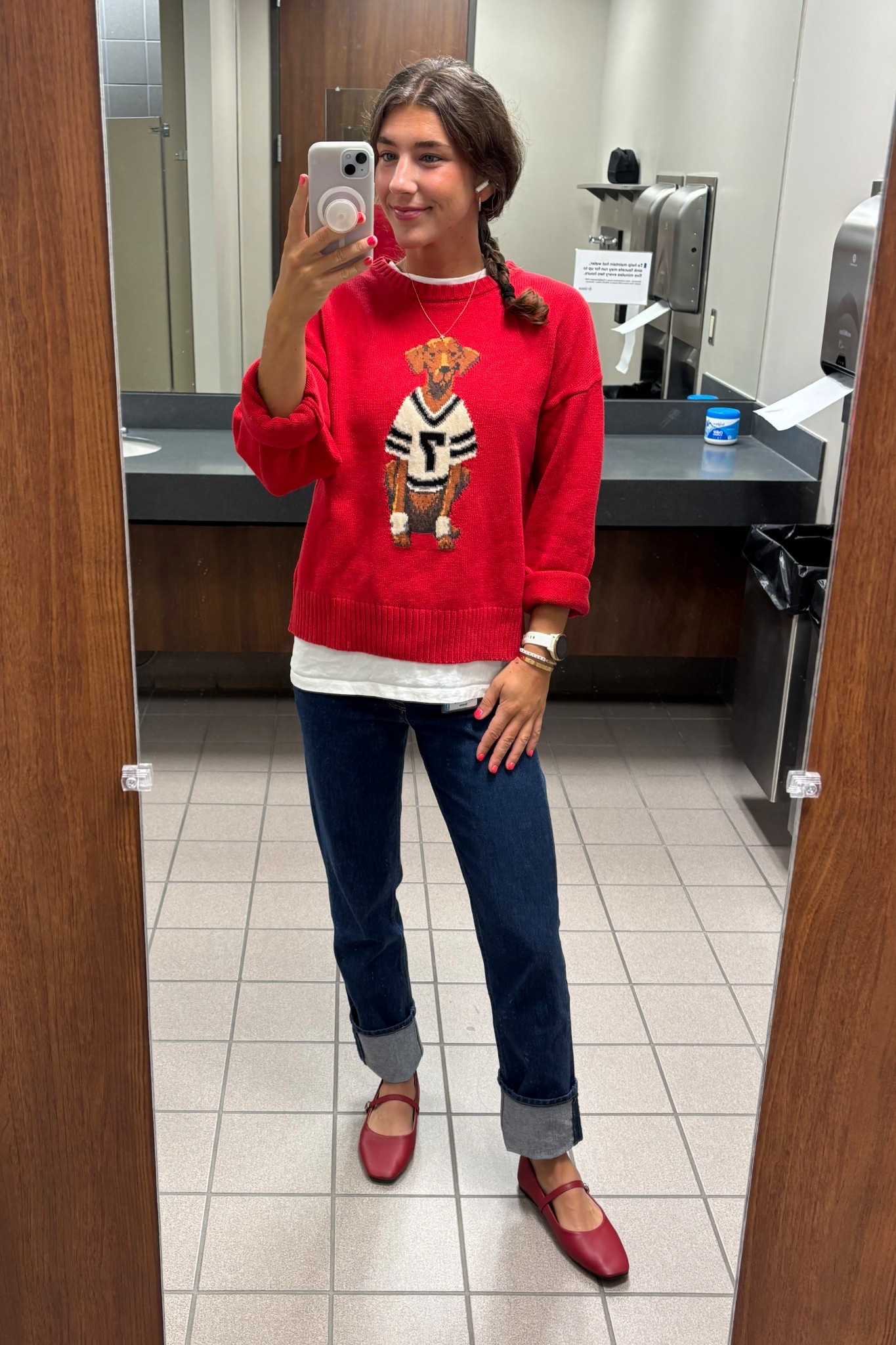 The most perfect fall/football/VIZSLA sweater😍😍 wearing size M in sweater for an oversized look and size 26L in the jeans! Shoes are Amazon and SO COMFY  

#LTKWorkwear #LTKSeasonal #LTKStyleTip