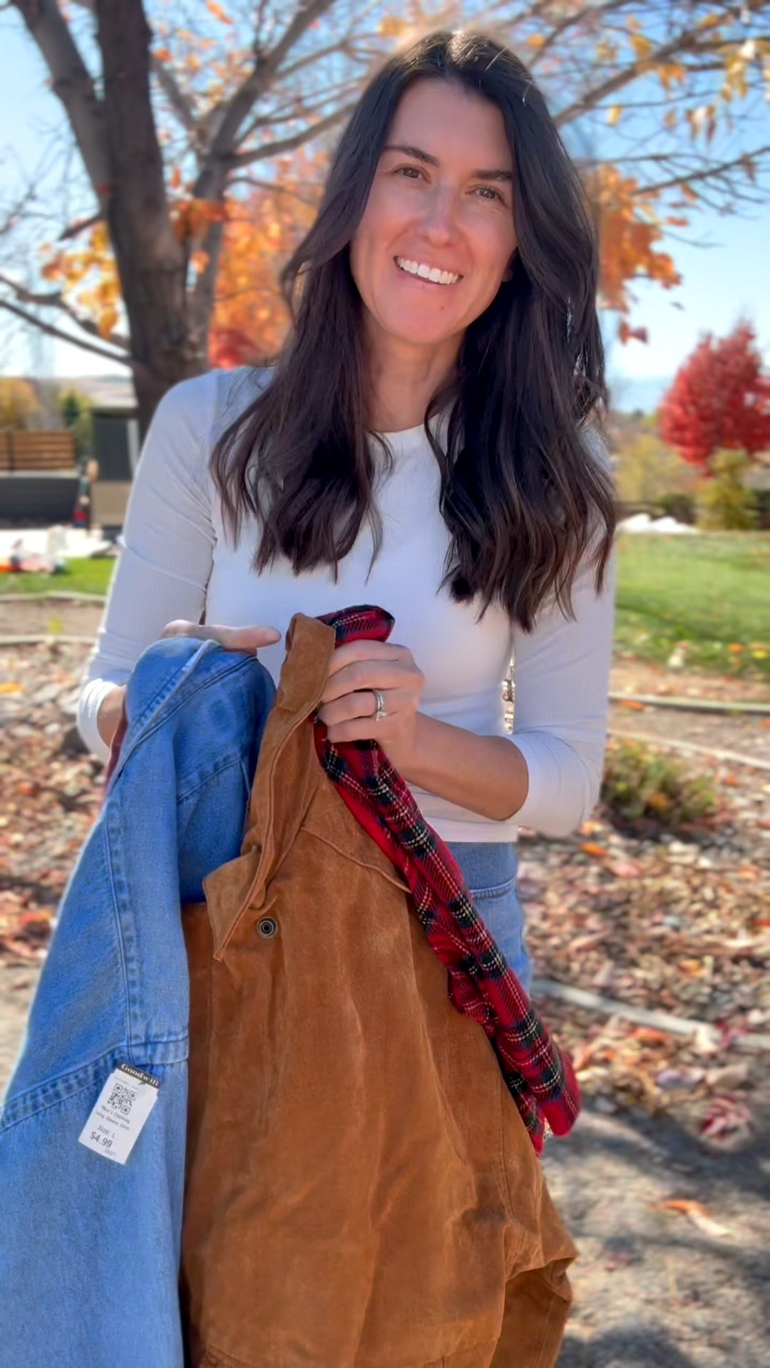 Why do I even bother buying new anymore? 🤍
@goodwillintl truly has it all — major #90snostalgia right now. 

Total: $35
	1.	@gap Christmas plaid vest – $4.99
	2.	@ralphlauren denim button-down – $4.99
	3.	@eddiebauer eggplant corduroy – $4.99
	4.	Vintage suede bomber jacket – $19.99

Oh and I can’t forget my classic @madewell jeans. (I may have paid full price for these) 🙃 Which is your favorite find??? 

#LTKHoliday #LTKTall #LTKSeasonal