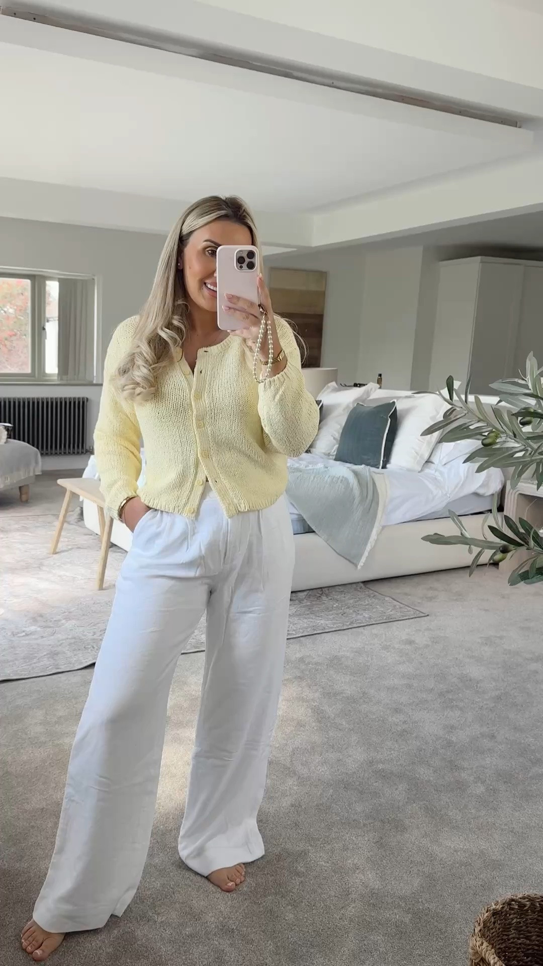 Linen trousers 🌼☀️🤍

#LTKspring #LTKsummer #LTKuk