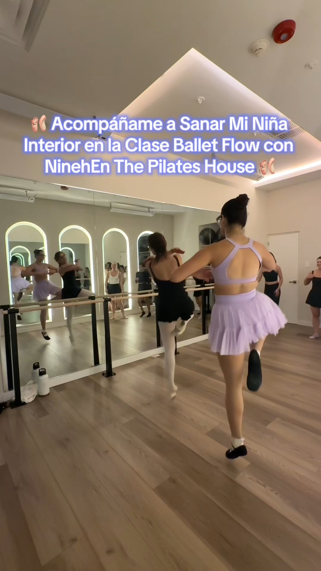 El outfit perfecto para ballet lo encuentras en mi LTK. Comenta la palabra ballet y te envío el link por mensaje directo.

#LTKTall #LTKActive #LTKootd