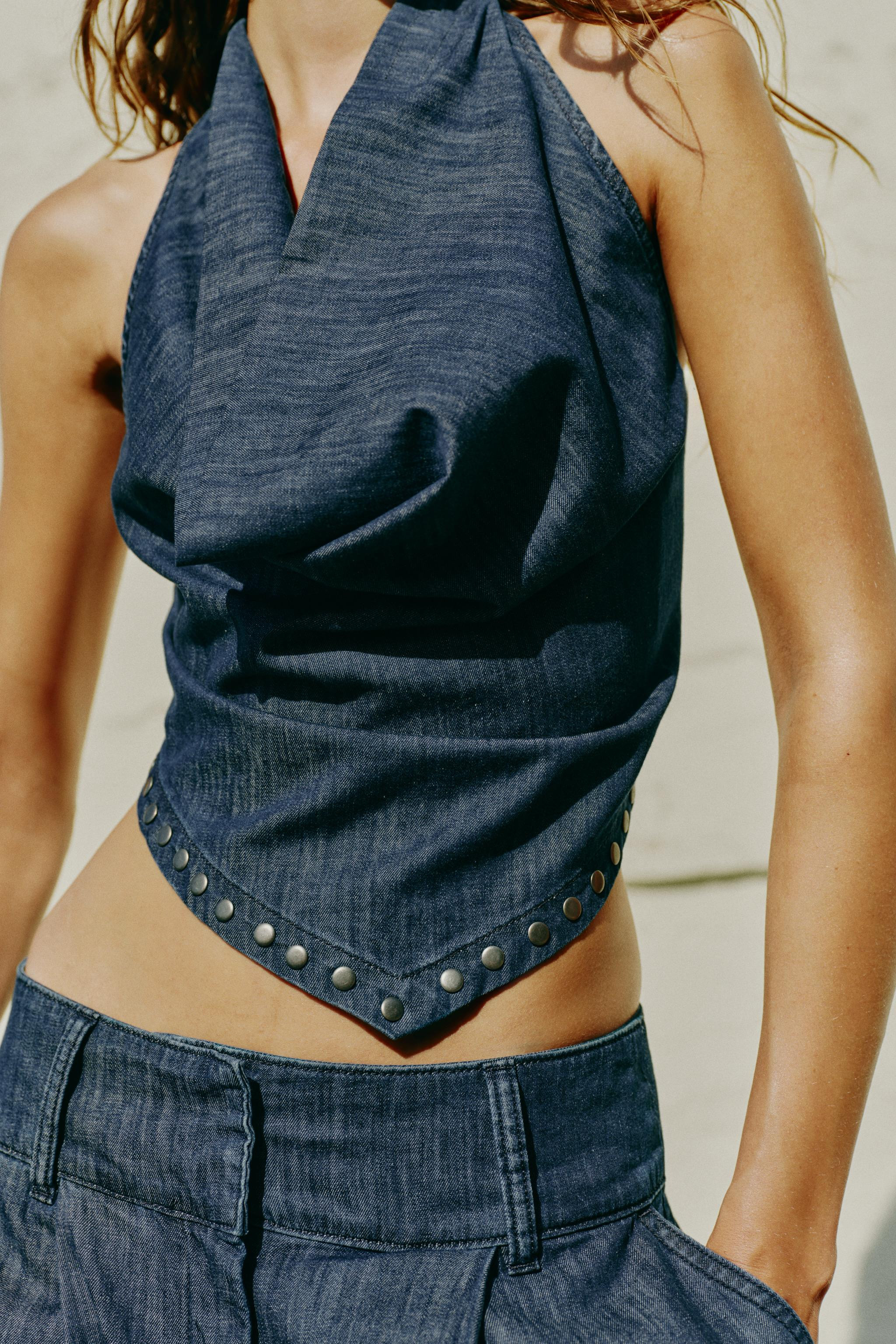 OPEN-BACK STUDDED HALTER TOP | Zara US