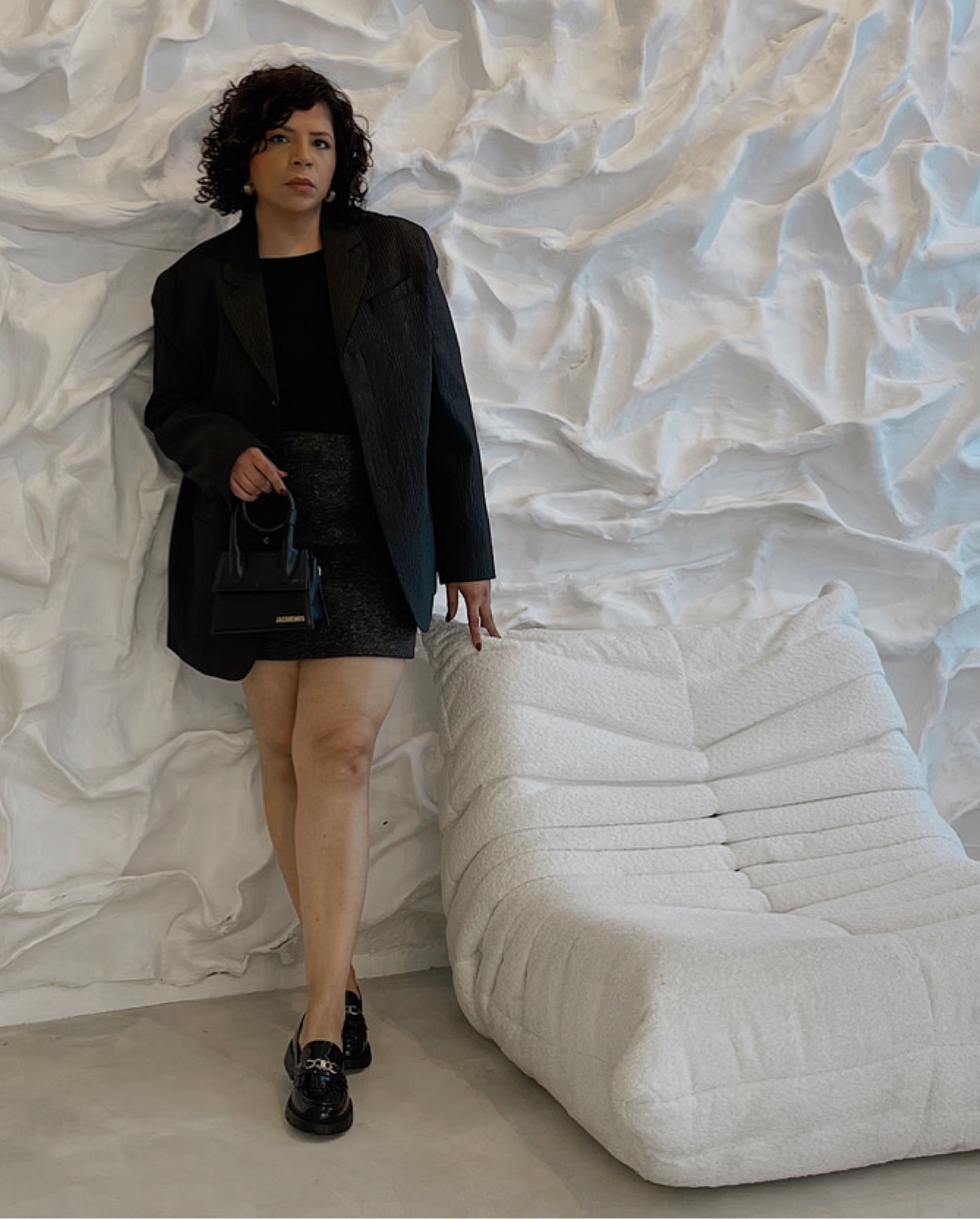 Nothing beats an all black fit. 
Top is forecast, jacket is Incu, skirt is H&M, shoes are novo shoes, bag is jacquemus 


#LTKautumn #LTKworkwear #LTKmidsize