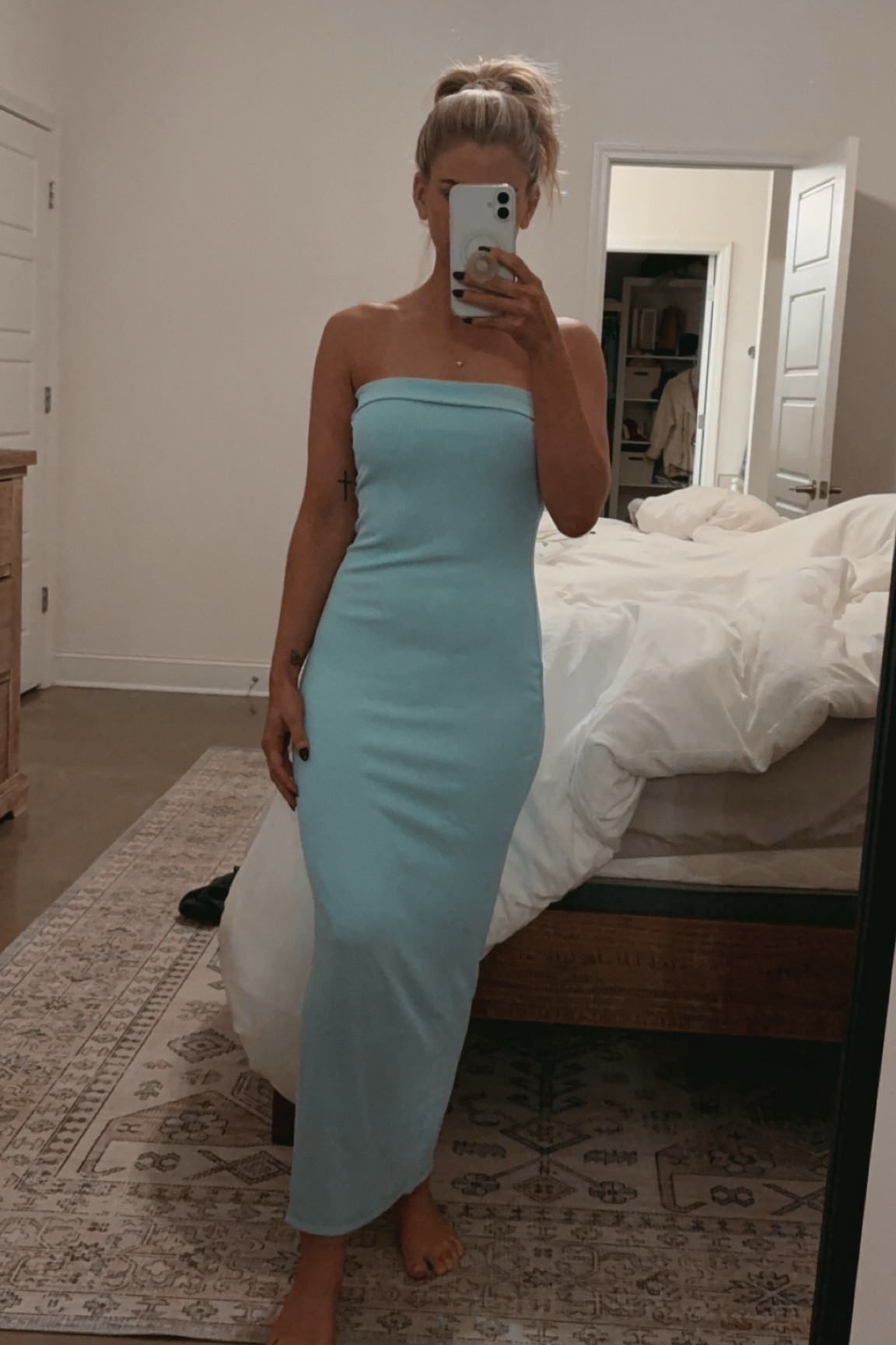 Wearing a small 

#LTKWedding #LTKFindsUnder50 #LTKParties