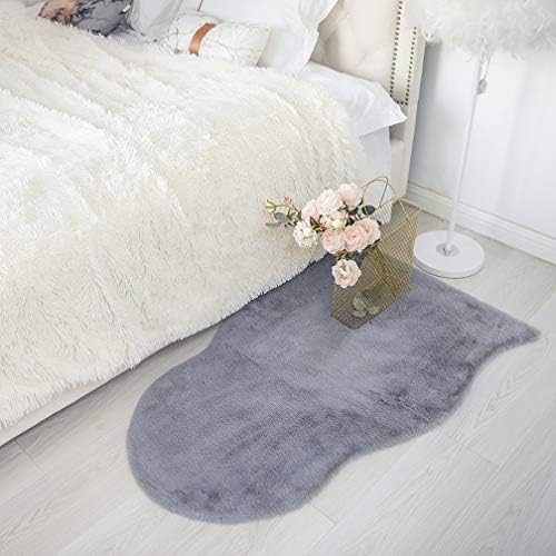 Faux Rabbit Fur Rug-1.7x2.6ft Anti-Skid Carpet Soft Area Rugs for Living Room Bedroom Sofa Home D... | Amazon (US)