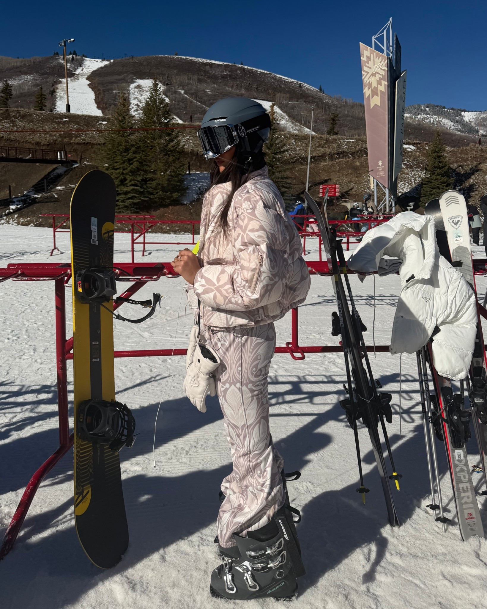 Hitting the slopes 

#LTKActive