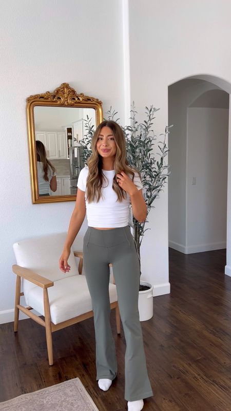 4 in pants and top! 💫 

#LTKfit