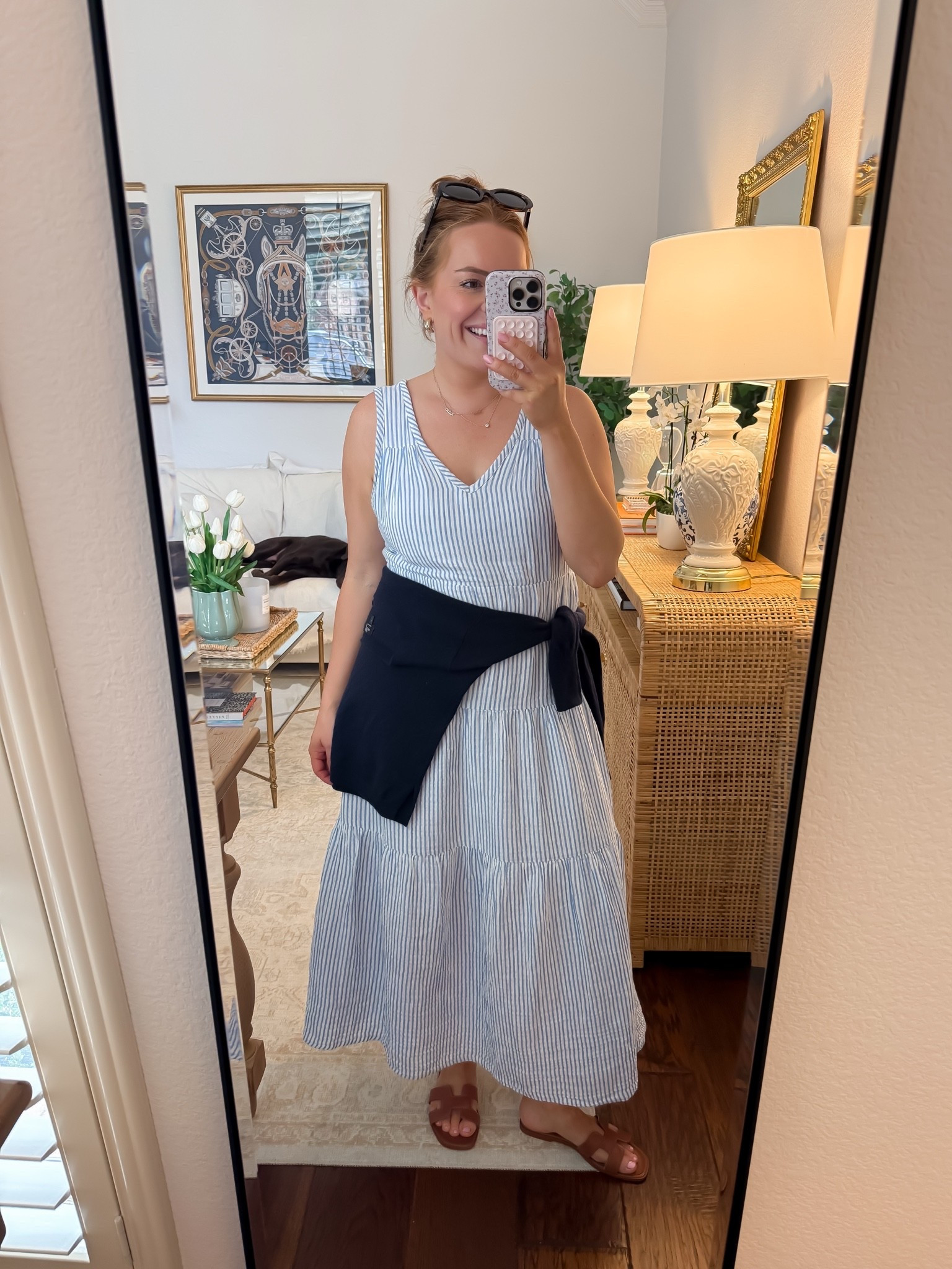 Today’s mom outfit of the day! I love quince for their summer dresses☀️ I got a size small in the dress!