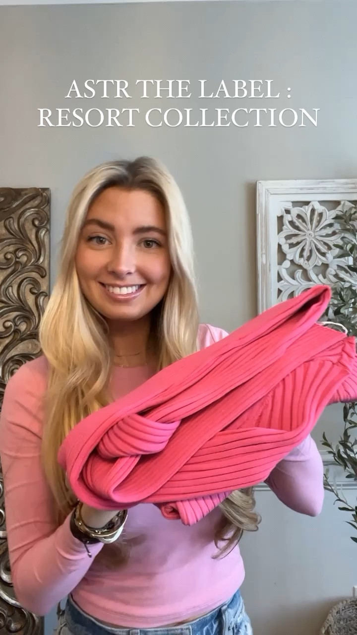 ASTR The Label : Resort Collection 🌴 
@astrthelabel #astrpartner 
•
I am loving this collection!! everything is so so good! I wear an XS in everything💓
#astrbabe #astrbabes
•
•
•


#LTKtravel #LTKunder100 #LTKstyletip