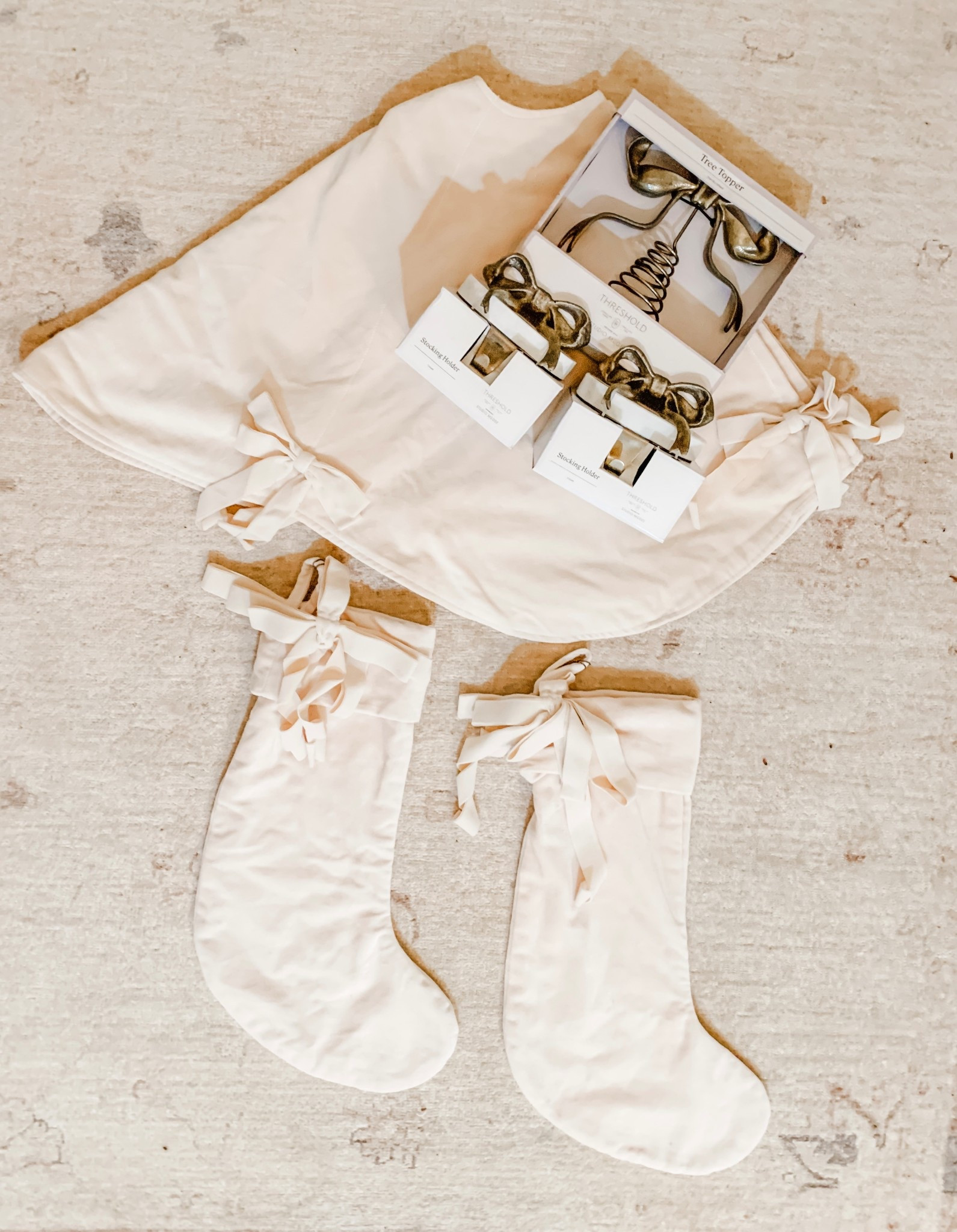 New Target Holiday Finds!! Bows are everywhere this Holiday Season!

#LTKSeasonal #LTKHome #LTKFindsUnder50