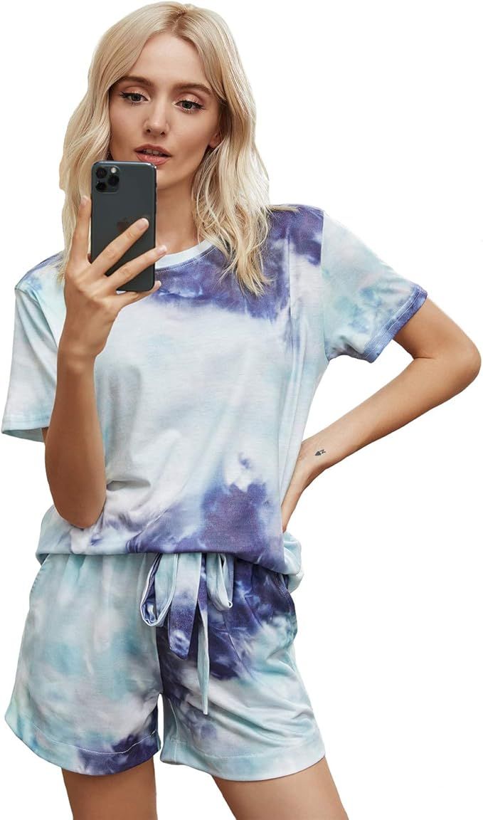 Womens Printed Short Sleeve Tops and Shorts 2 Piece Pajamas Sets | Amazon (US)