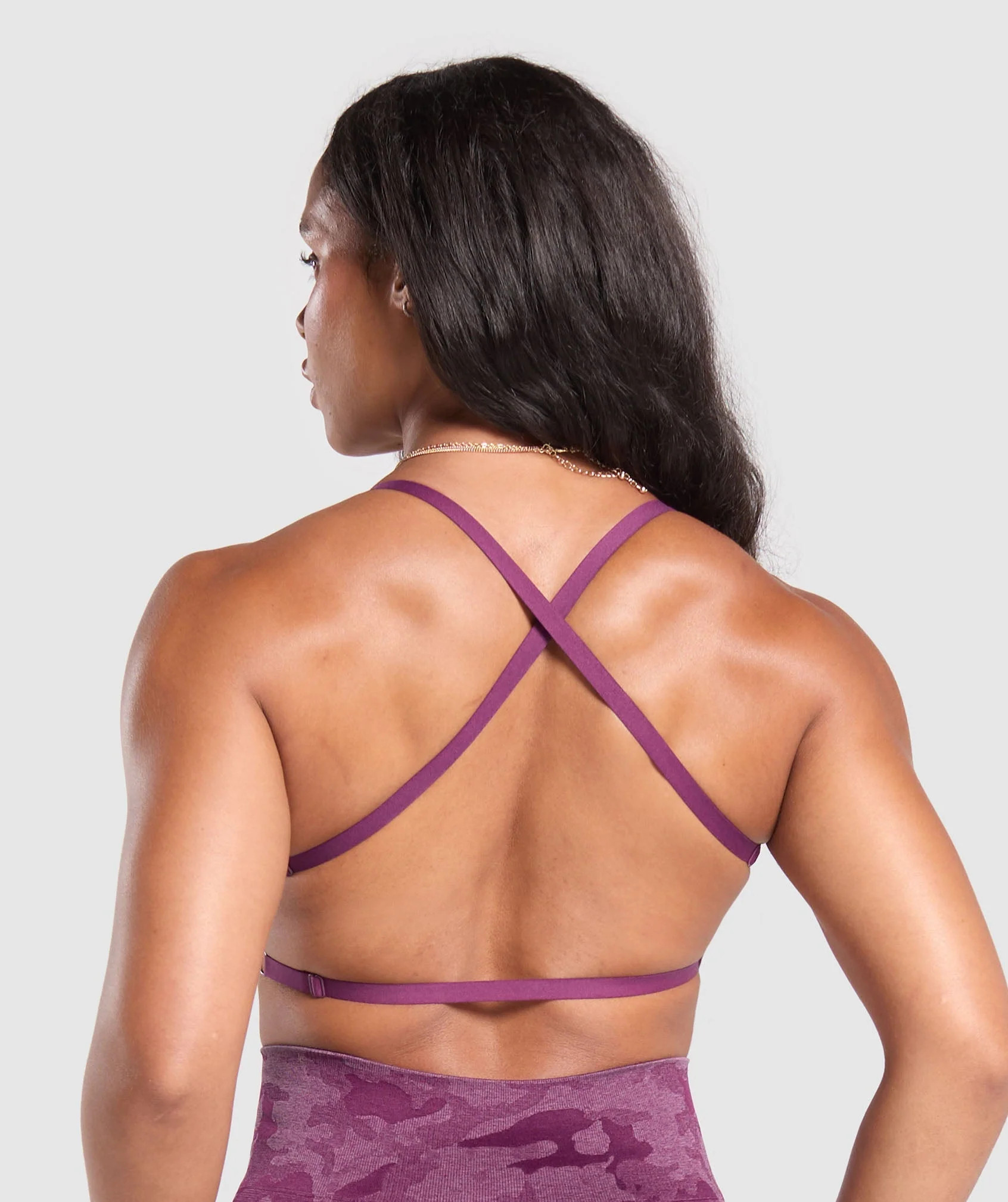 Adapt Camo Cross Back Sports Bra | Gymshark US