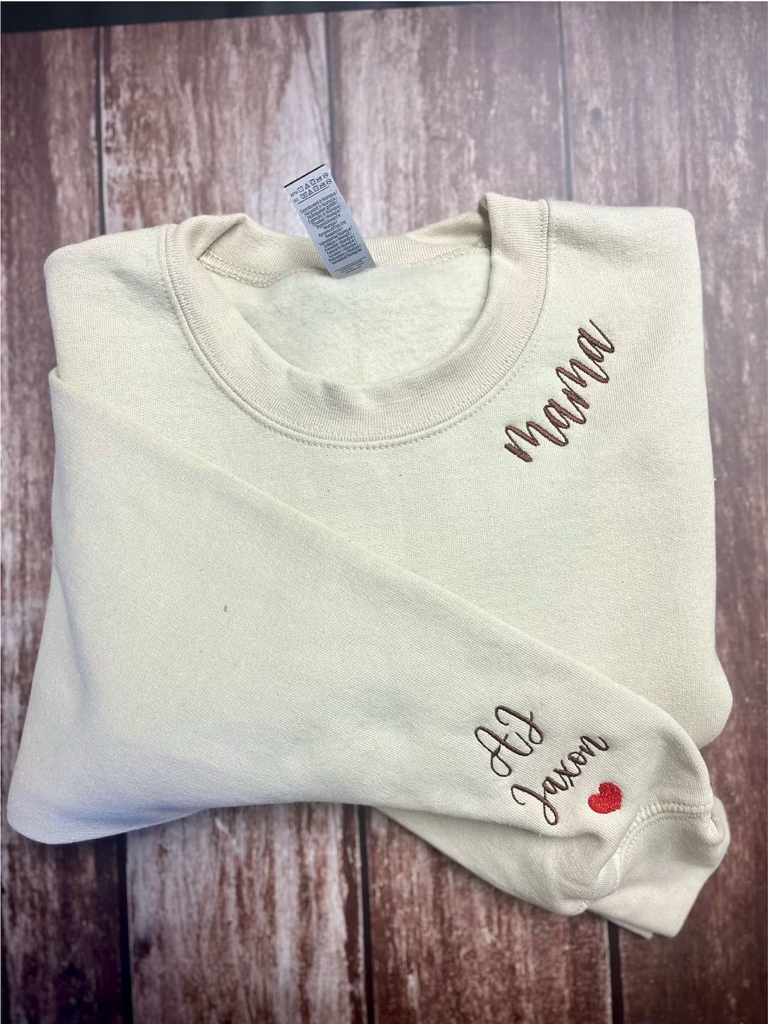 Mama Embroidered Sweatshirt, Custom Mama Shirt With Kids Names, Heart on Sleeve, Pregnancy Reveal... | Etsy (US)